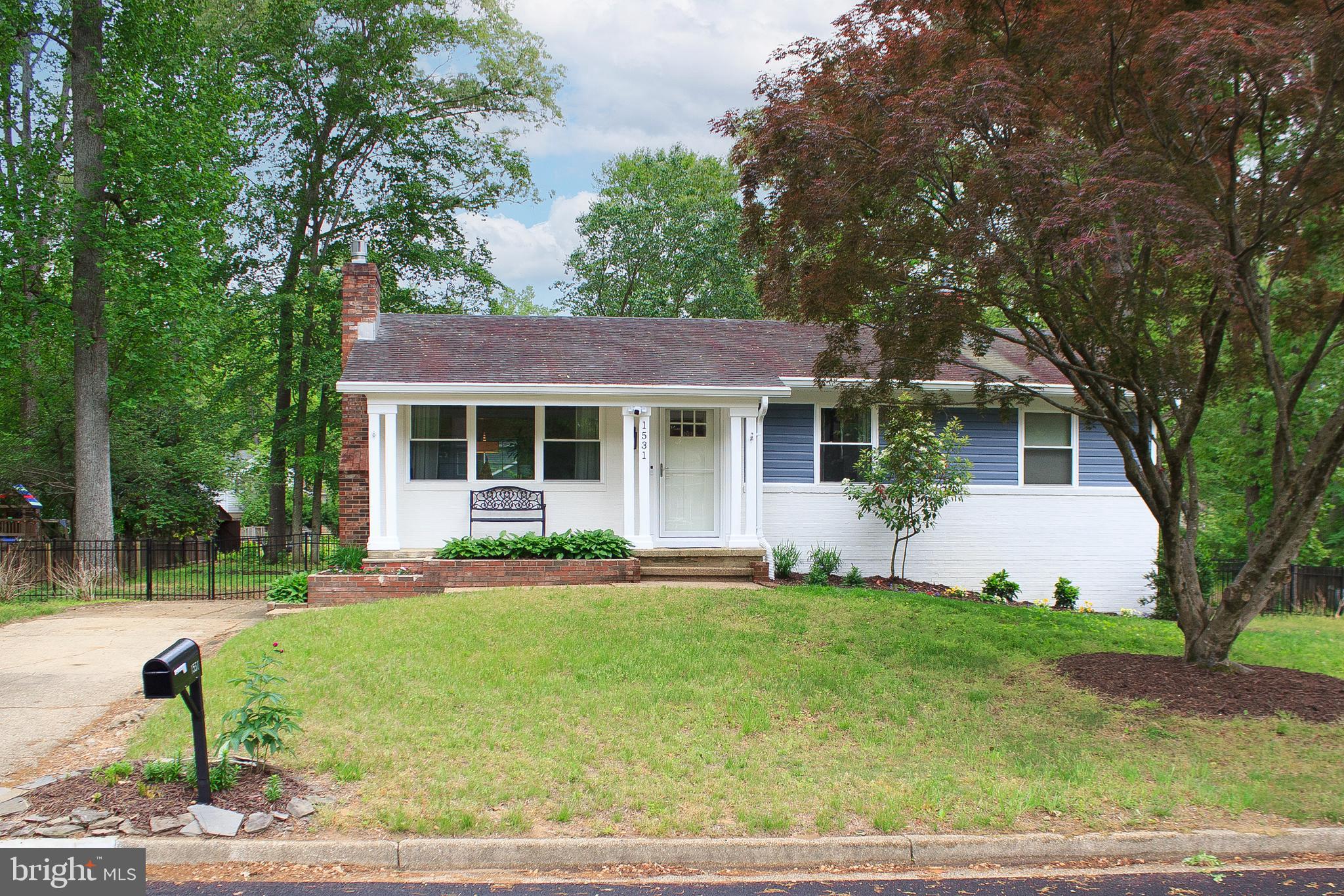 1531 MANOR VIEW ROAD