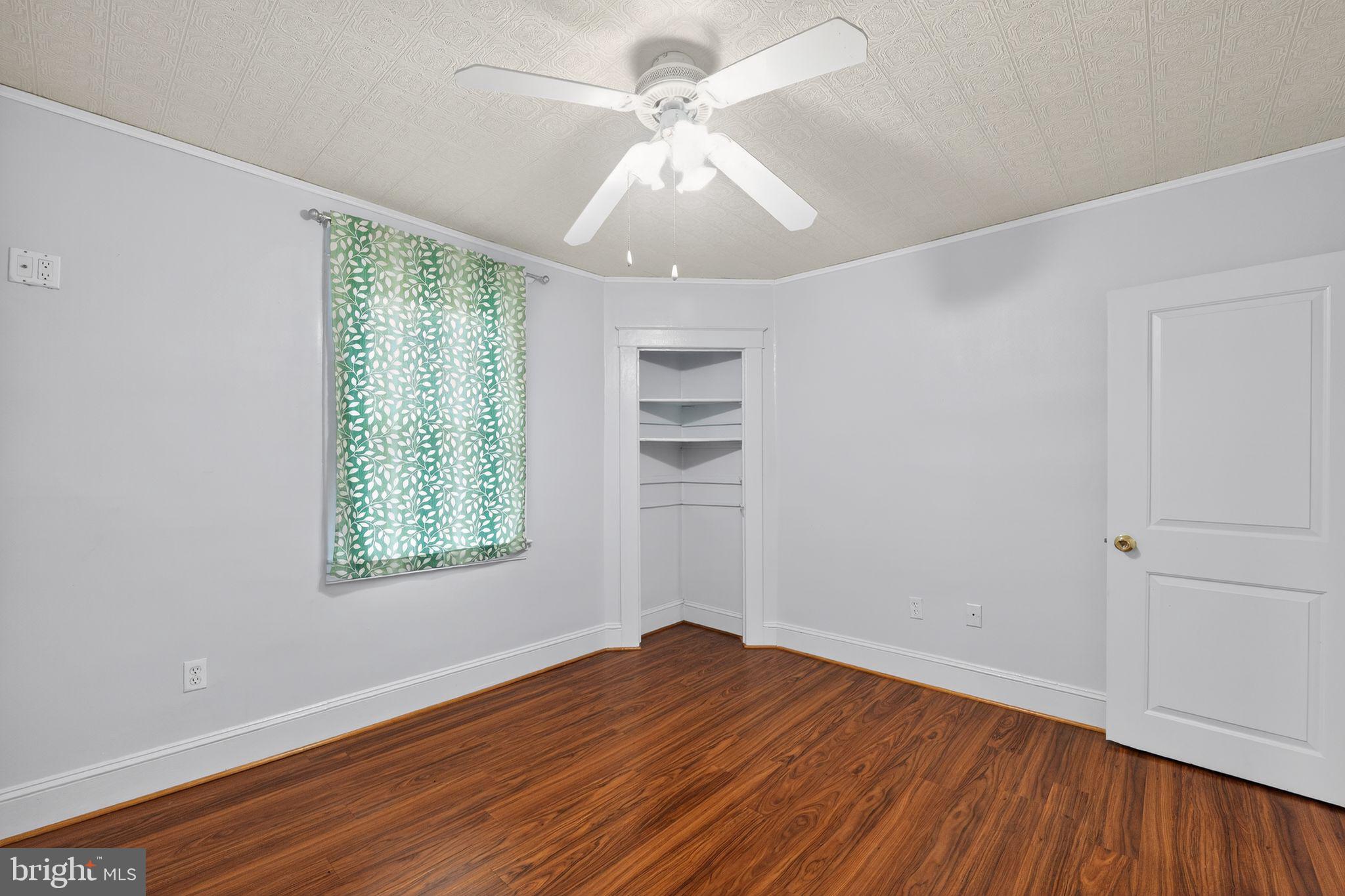 LINDEN HEIGHTS - Residential