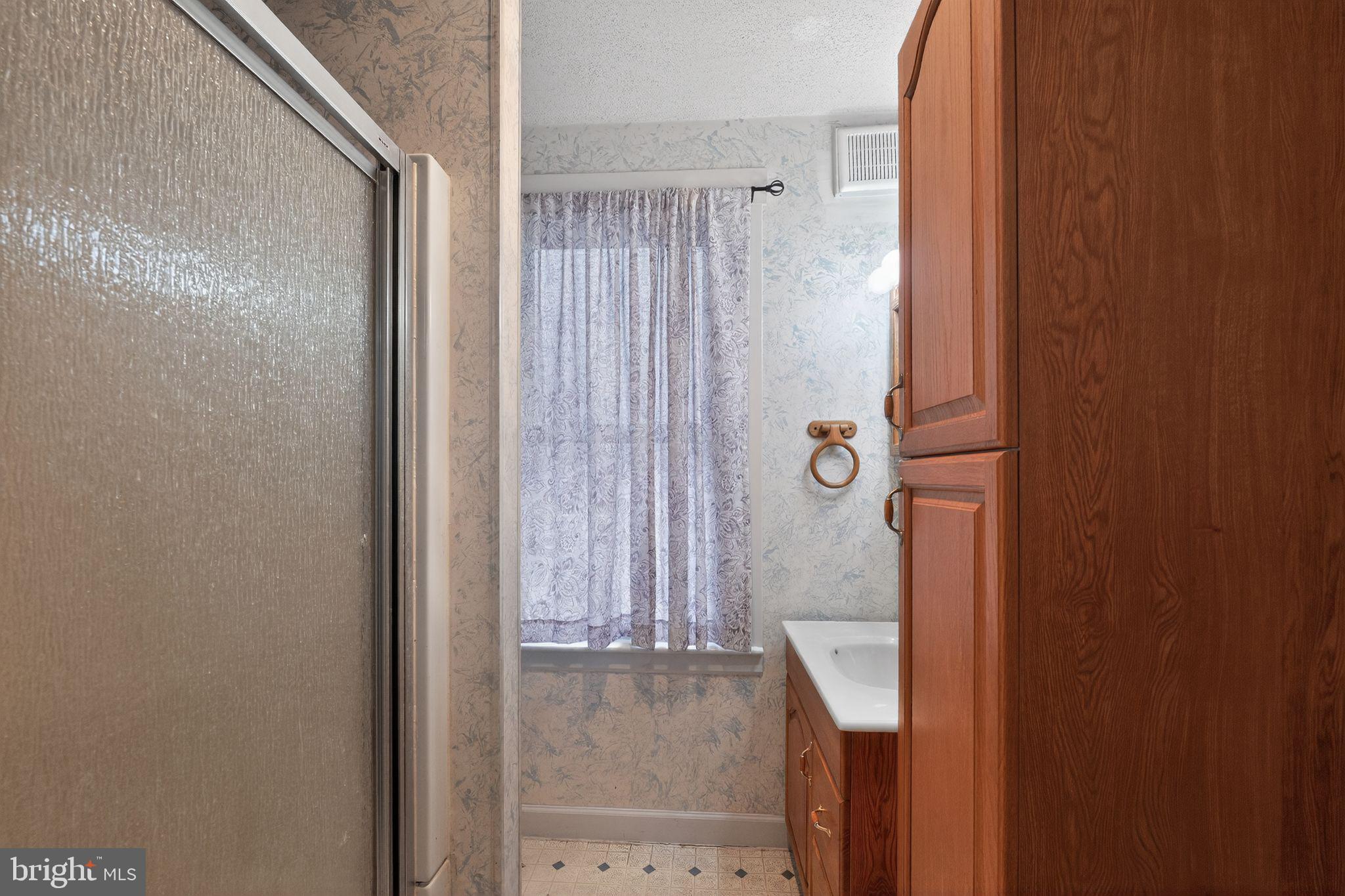 LINDEN HEIGHTS - Residential