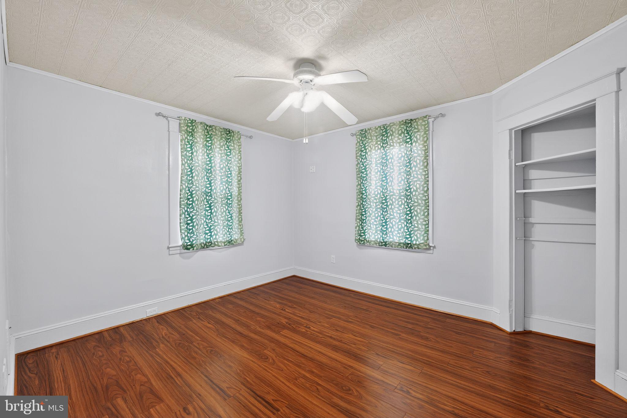 LINDEN HEIGHTS - Residential