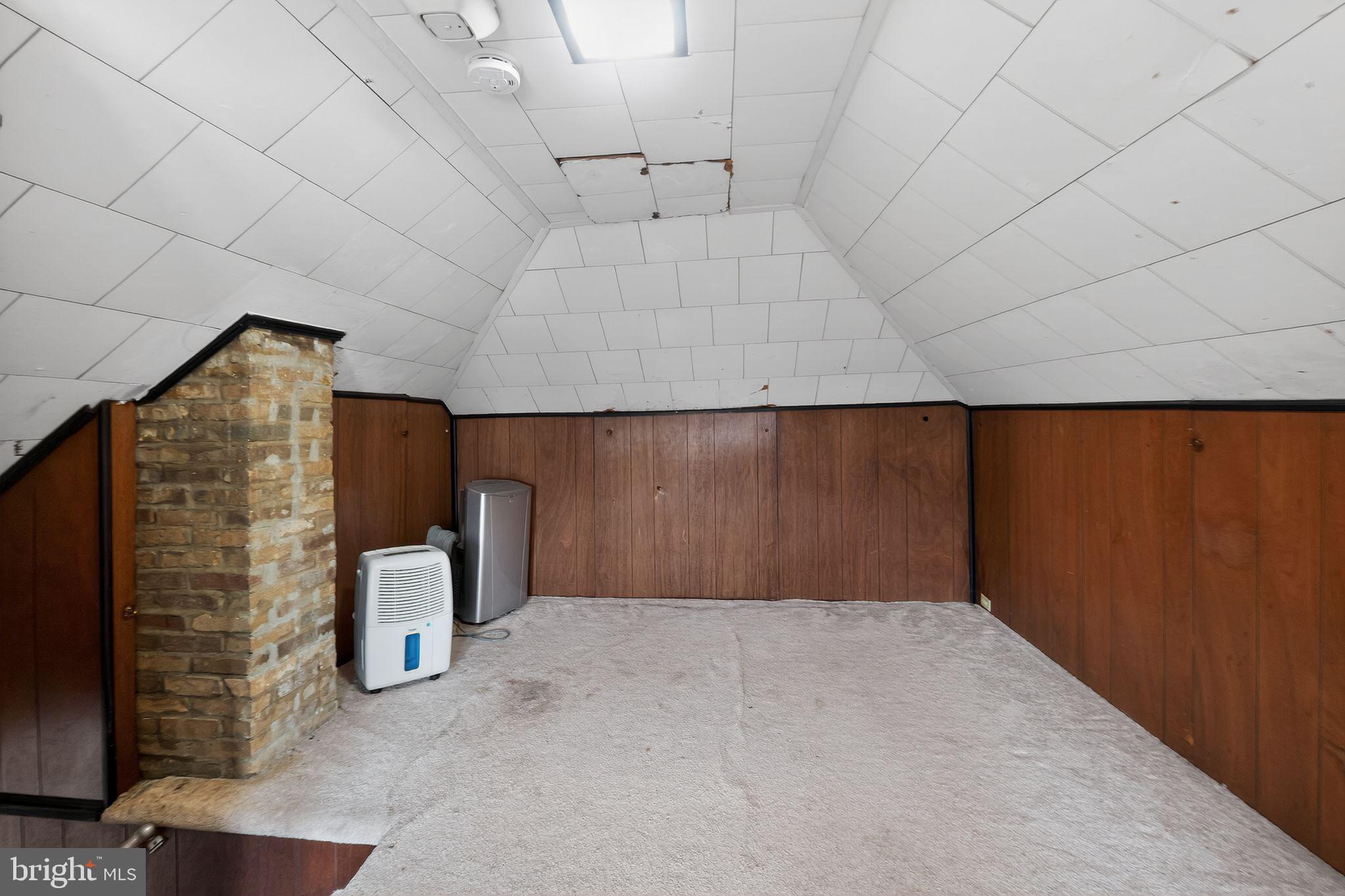 LINDEN HEIGHTS - Residential