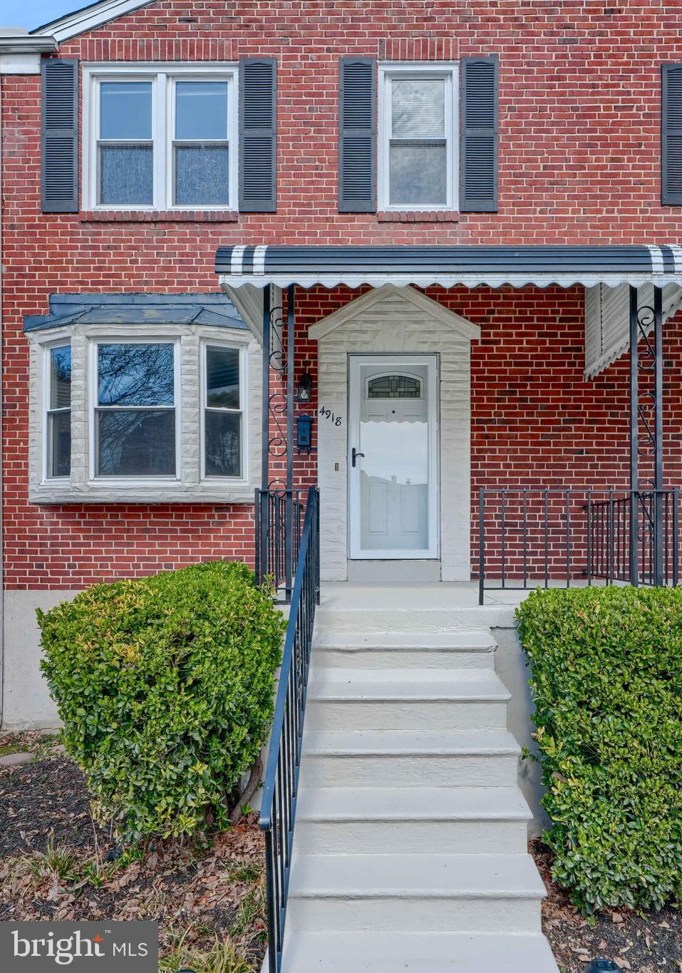 **Please wear the shoe coverings provided when showing the property**
Welcome home! You are going to love this beautiful well maintained 3-bedroom, 1.5 bath townhome, perfectly nested in the West Hills community. This townhome offers comfort, style, and convenience. The main level features gorgeous hardwood floors and a spacious, light-filled layout that’s perfect for everyday living. Upstairs, you’ll find three generously sized bedrooms with brand-new carpet and a full bath.
The lower level offers even more living space, complete with a newly updated half bath—perfect for entertaining. Step out back to your new private parking pad, offering the convenience and peace of mind you deserve. A true turnkey opportunity in a desirable location. This one won’t last—schedule your showing today!