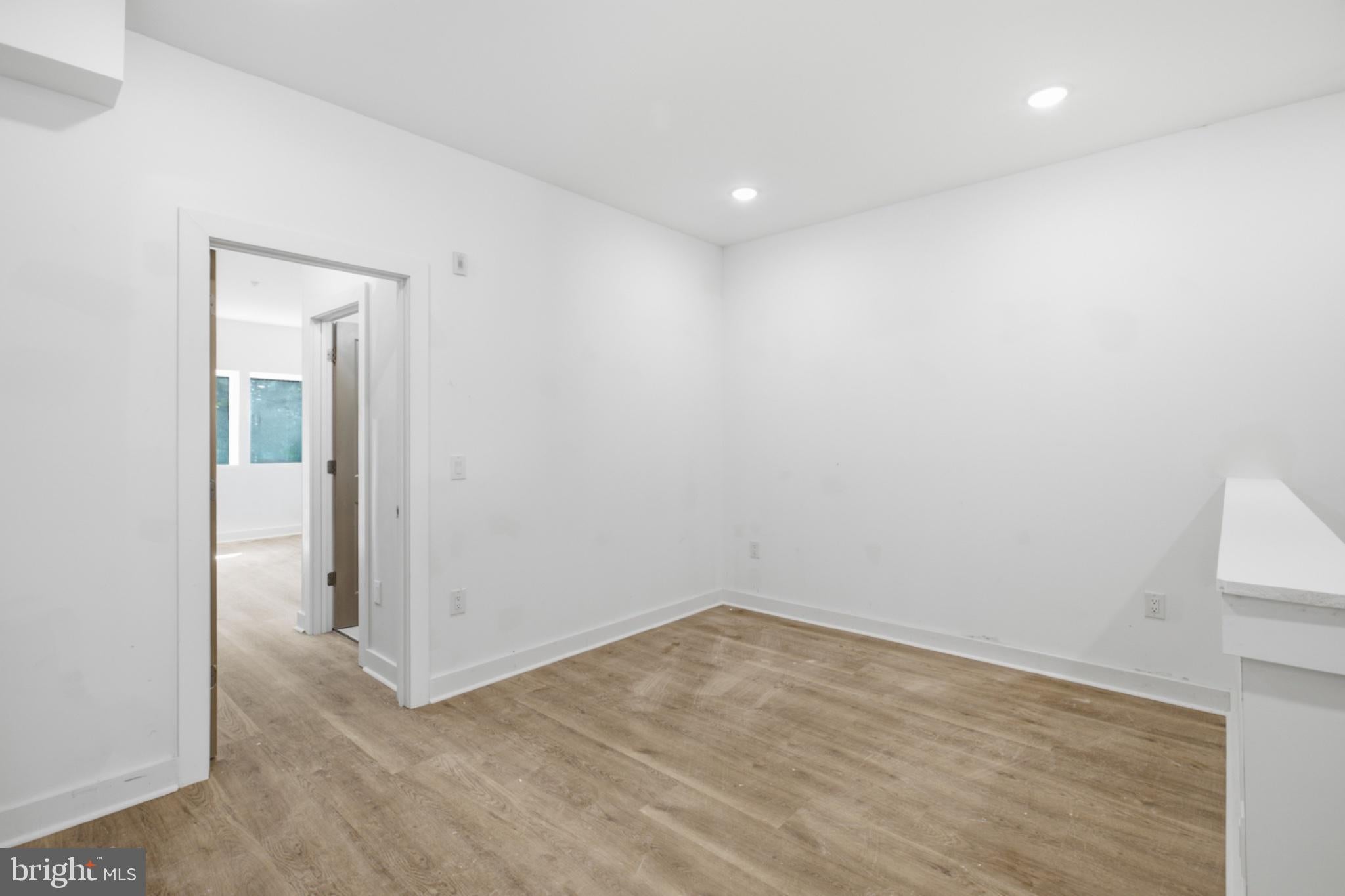 669 N 39TH STREET 1