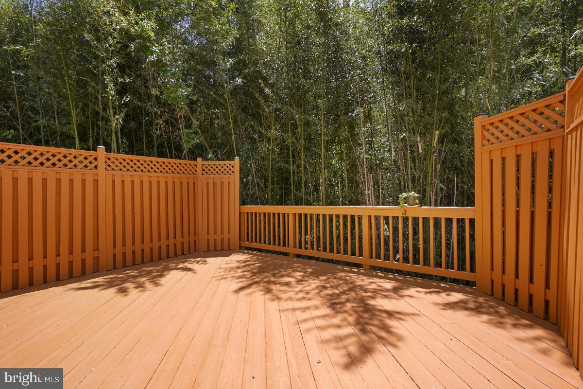 WHITLEY PARK CONDOMINIUM - Residential