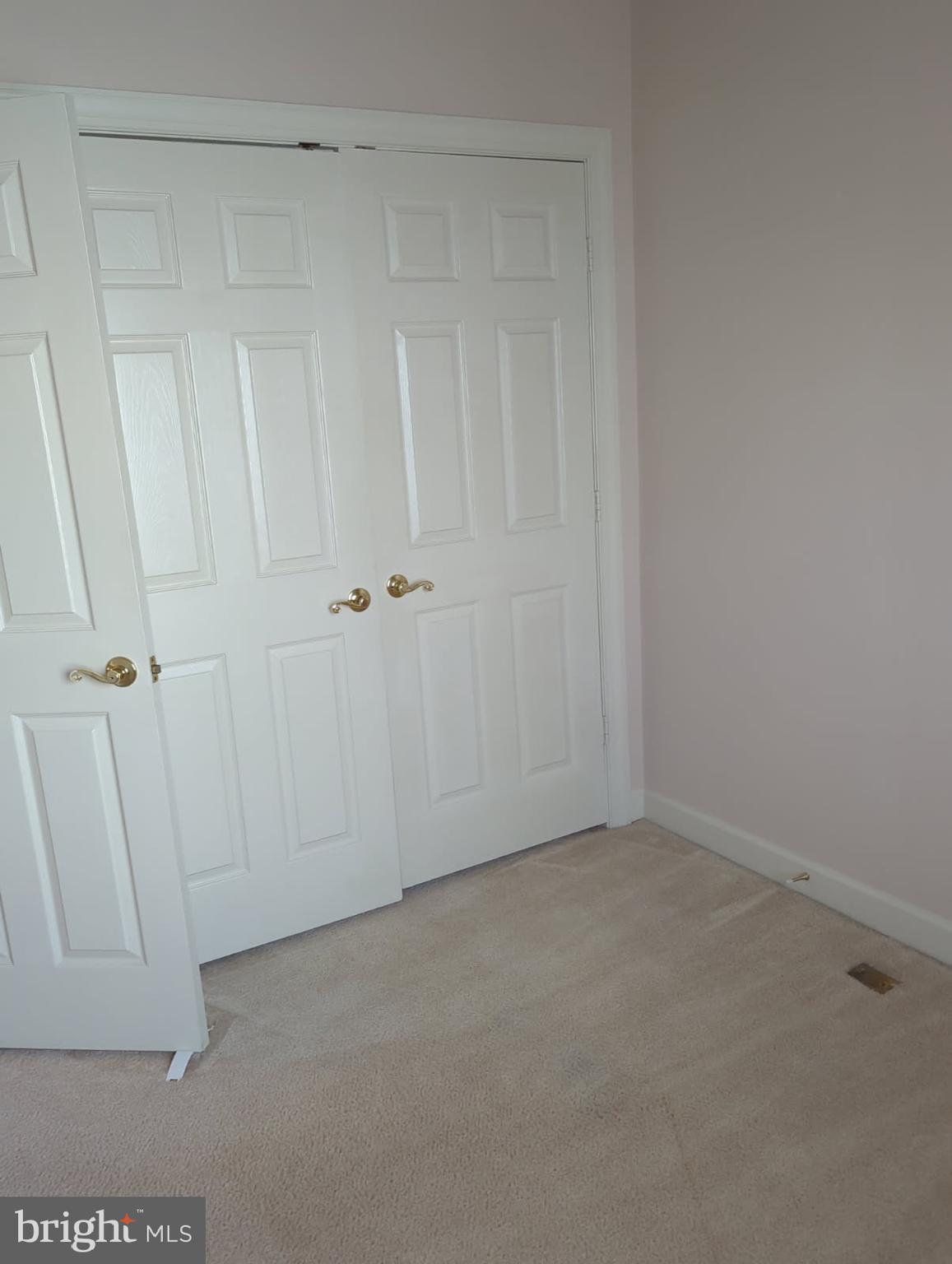 KEMP MILL - Residential Lease