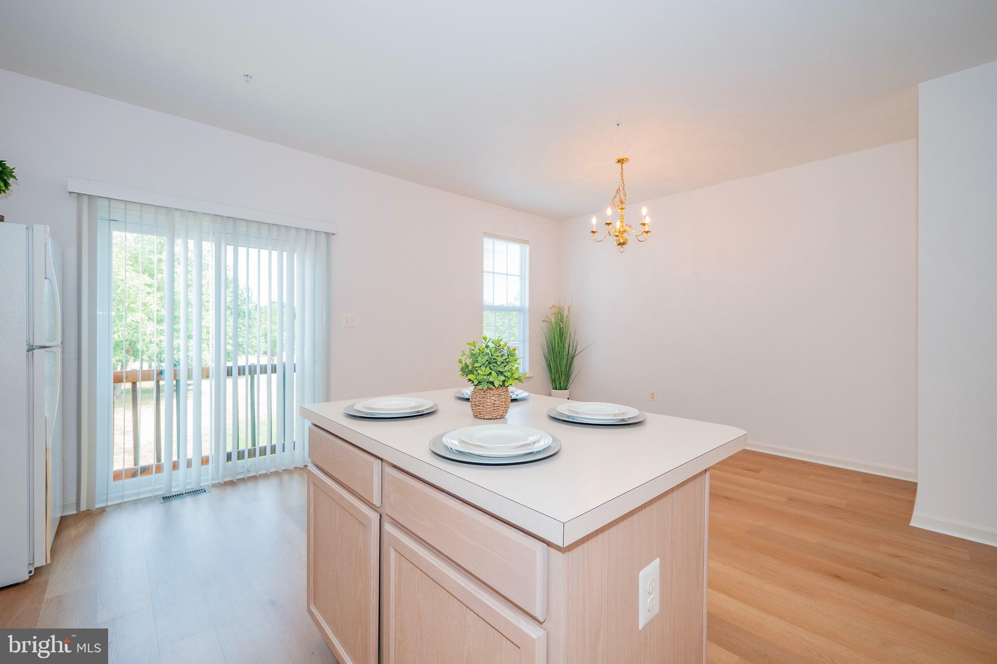 FARMINGTON VILLAGE - Residential