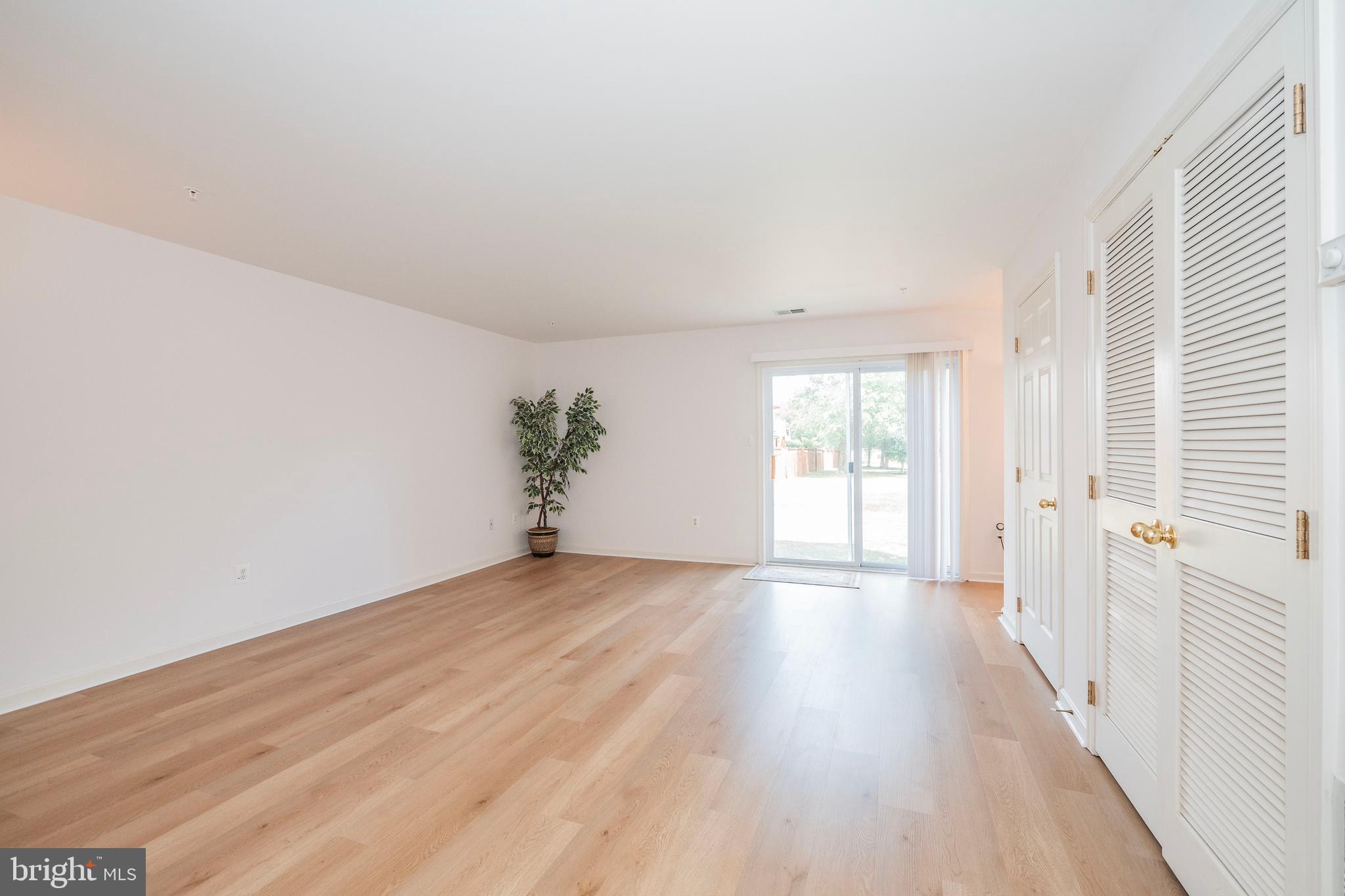 FARMINGTON VILLAGE - Residential