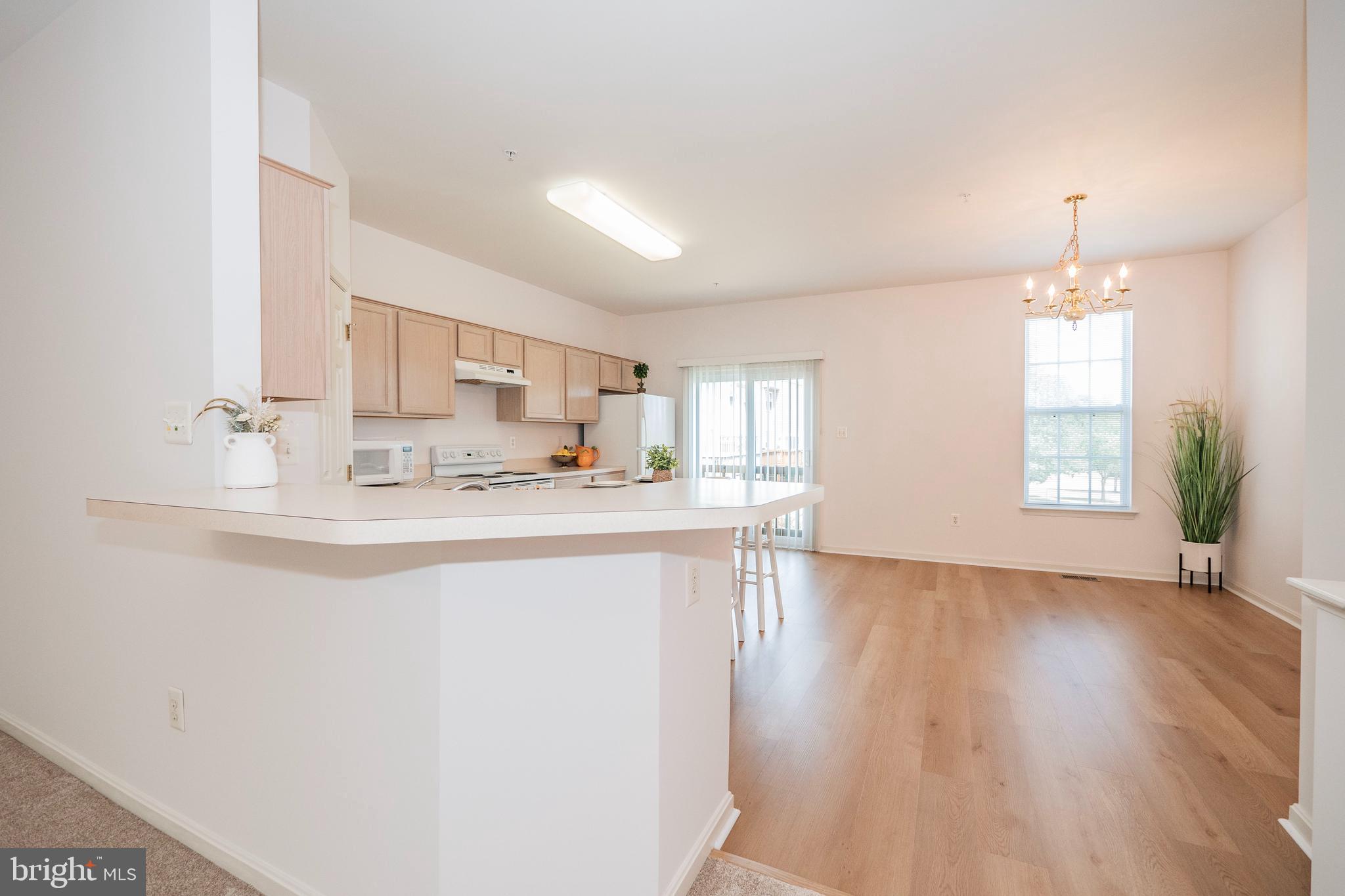 FARMINGTON VILLAGE - Residential