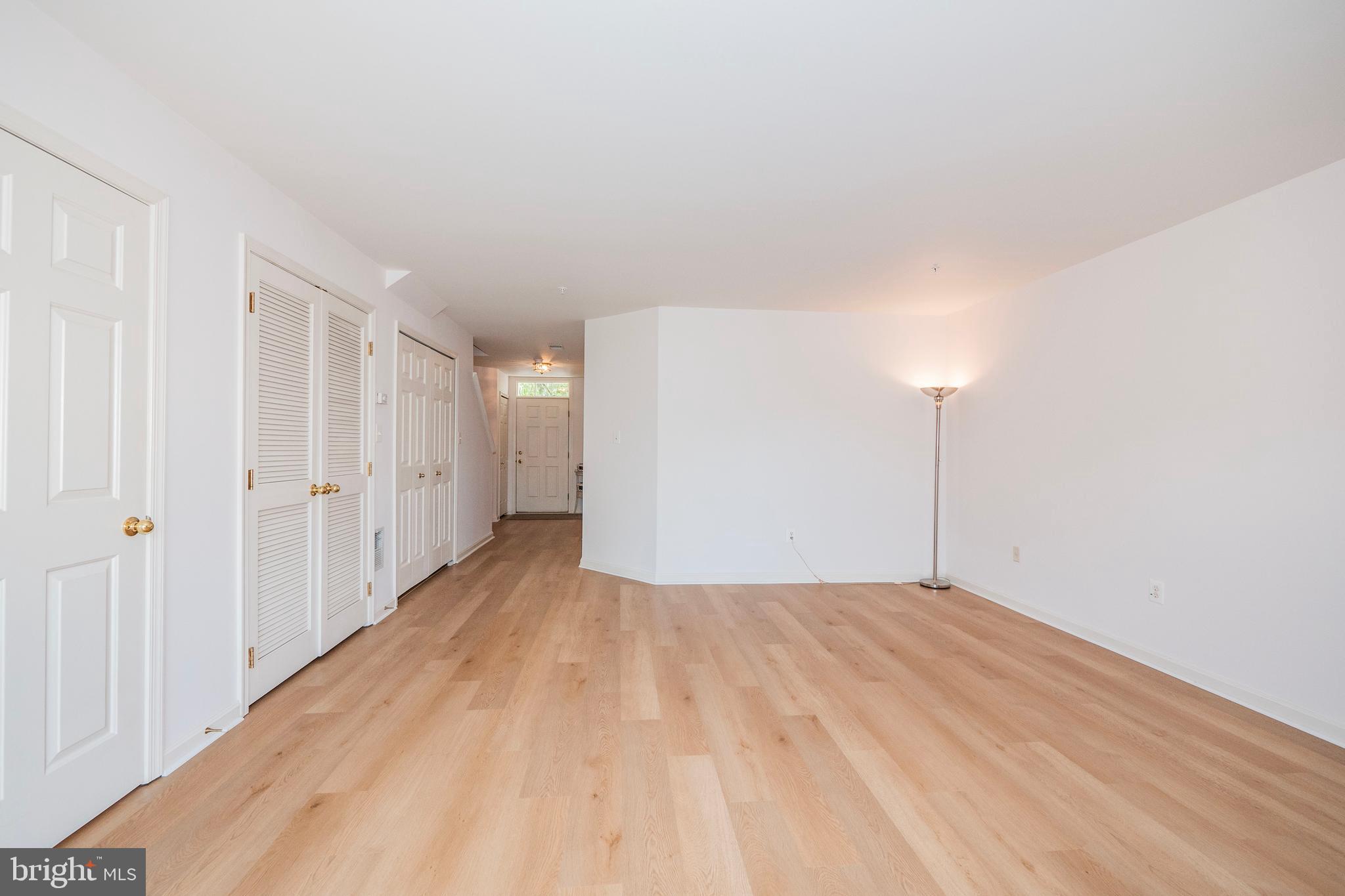 FARMINGTON VILLAGE - Residential