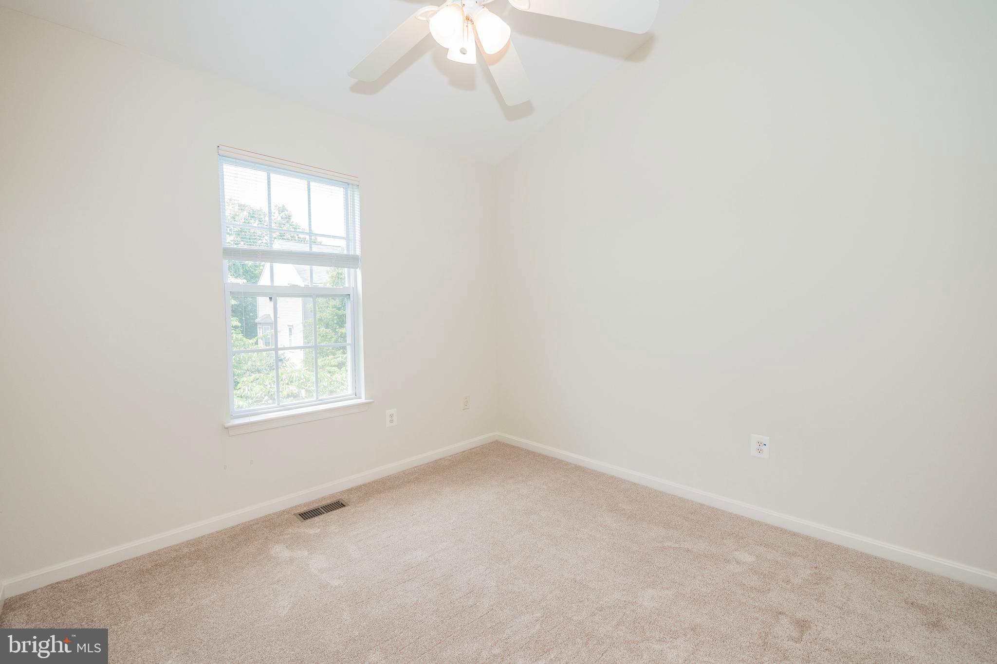 FARMINGTON VILLAGE - Residential