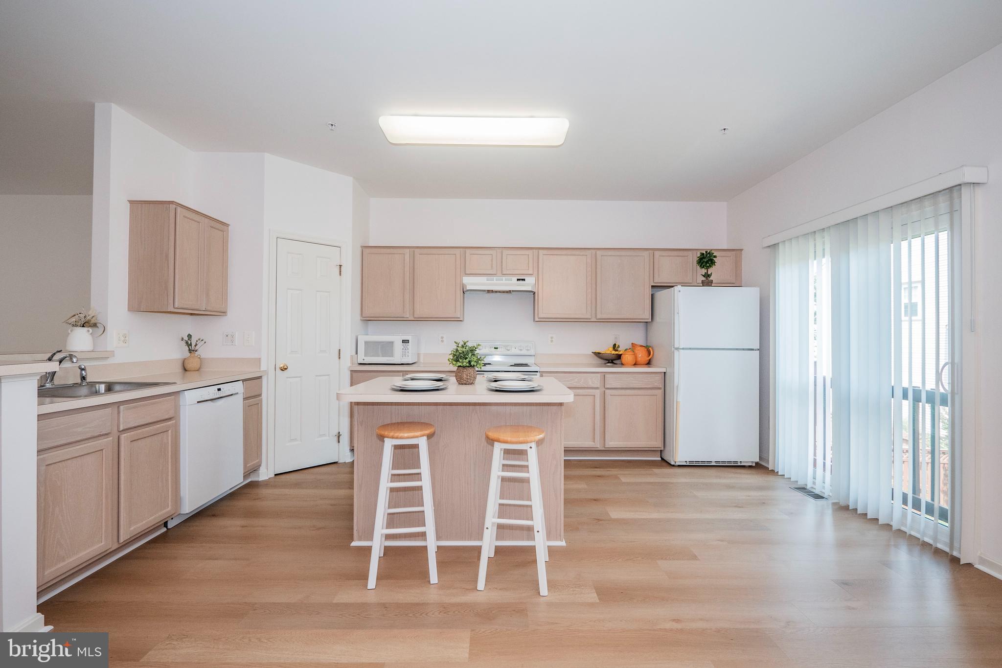 FARMINGTON VILLAGE - Residential