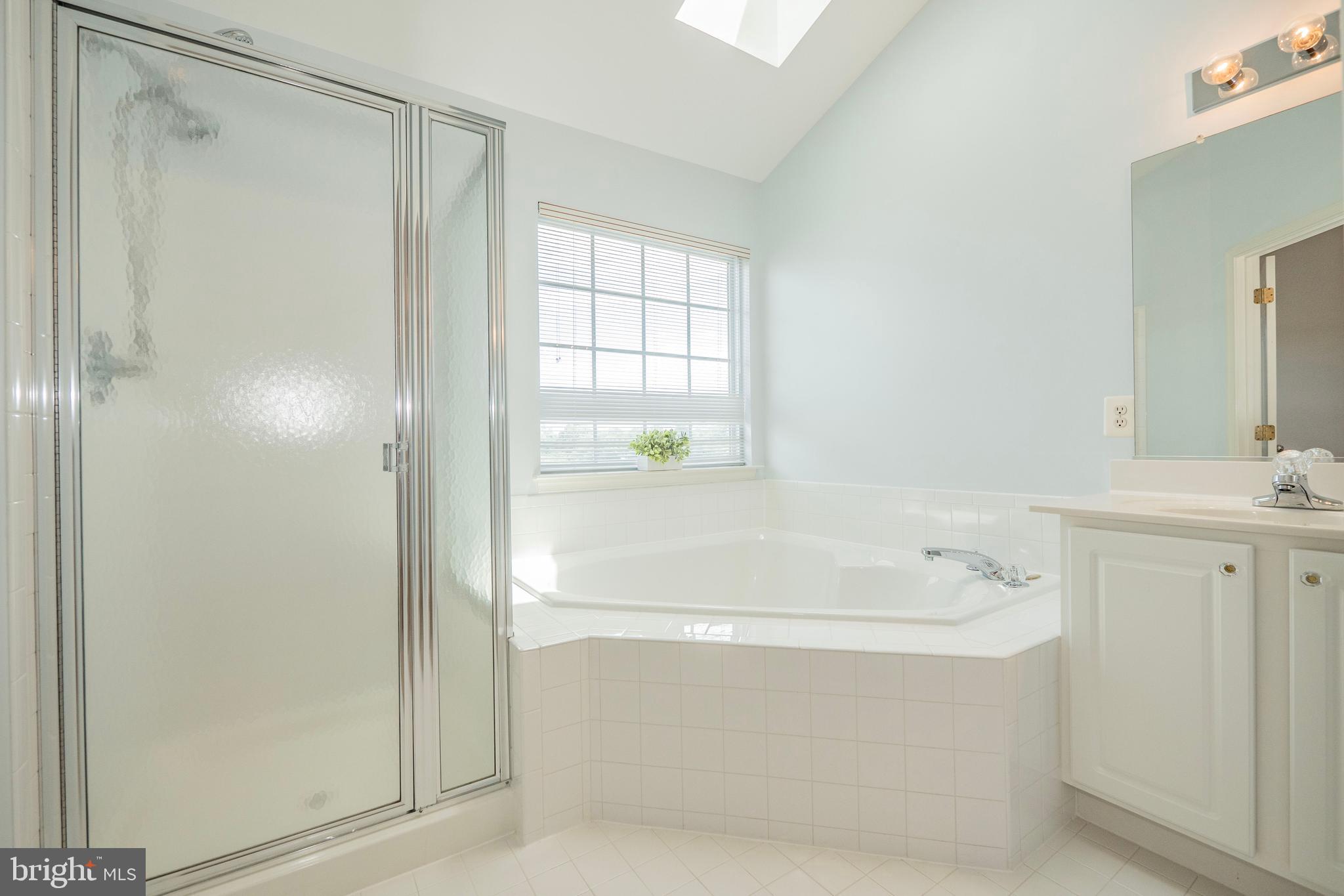 FARMINGTON VILLAGE - Residential