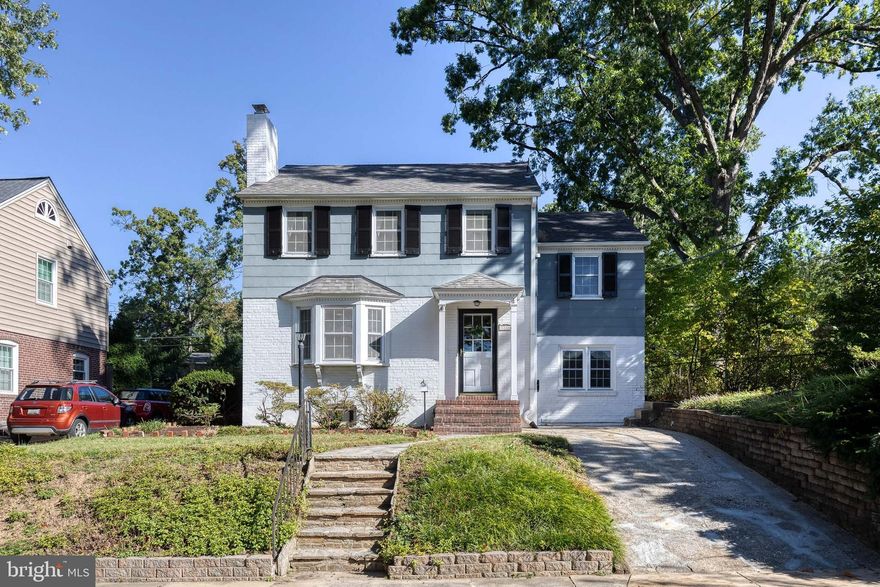 Exceptional Properties. Exceptional Clients. Located at the end of one of the only cul-de-sacs in Anneslie, 724 Murdock Rd is ready and excited for new owners to put a fresh spin on this classic home. This 3-bedroom, 2 full, and 1 half bath boasts gleaming hardwoods and tons of natural light. The main level features a living room with a gas fireplace, dining & kitchen, a four season/family room off the kitchen, screened-in porch, and a den w/ built-ins. The upper levels provides 3 large bedrooms and 2 full baths, including an owner's suite plus a bonus finished loft space! The lower level provides an additional finished space that would make a great rec room, a half bath, and a large laundry/storage/utility space completes this level. The Anneslie neighborhood is one of Baltimore's gems w/ local restaurants, grocery & convenience stores, fitness/gym locations, coffee shops, juice bars, duck pin bowling, cleaners, and so much more right at your fingertips. Easy access to 83 & 695, book your showing today!