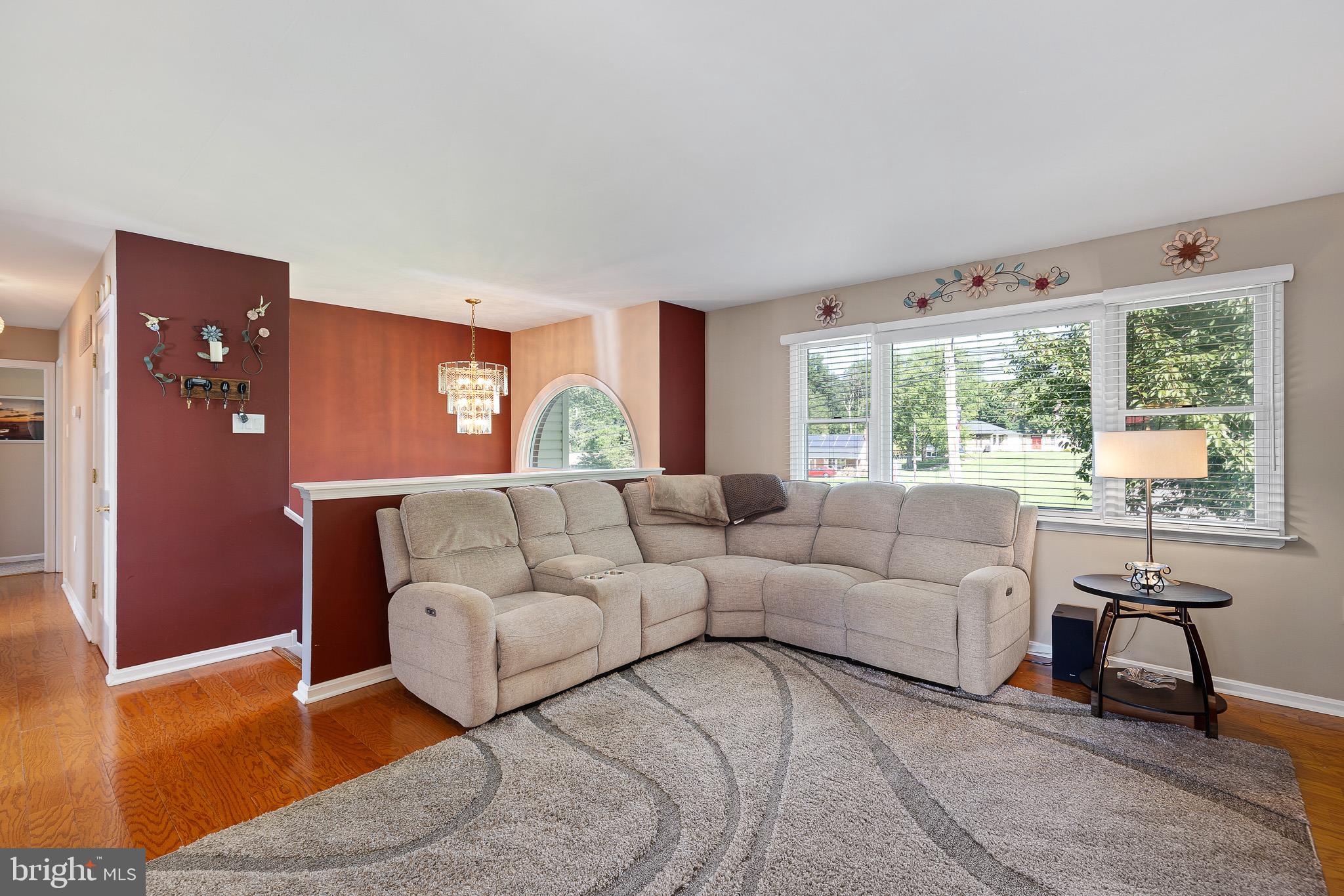 677 MEETINGHOUSE ROAD