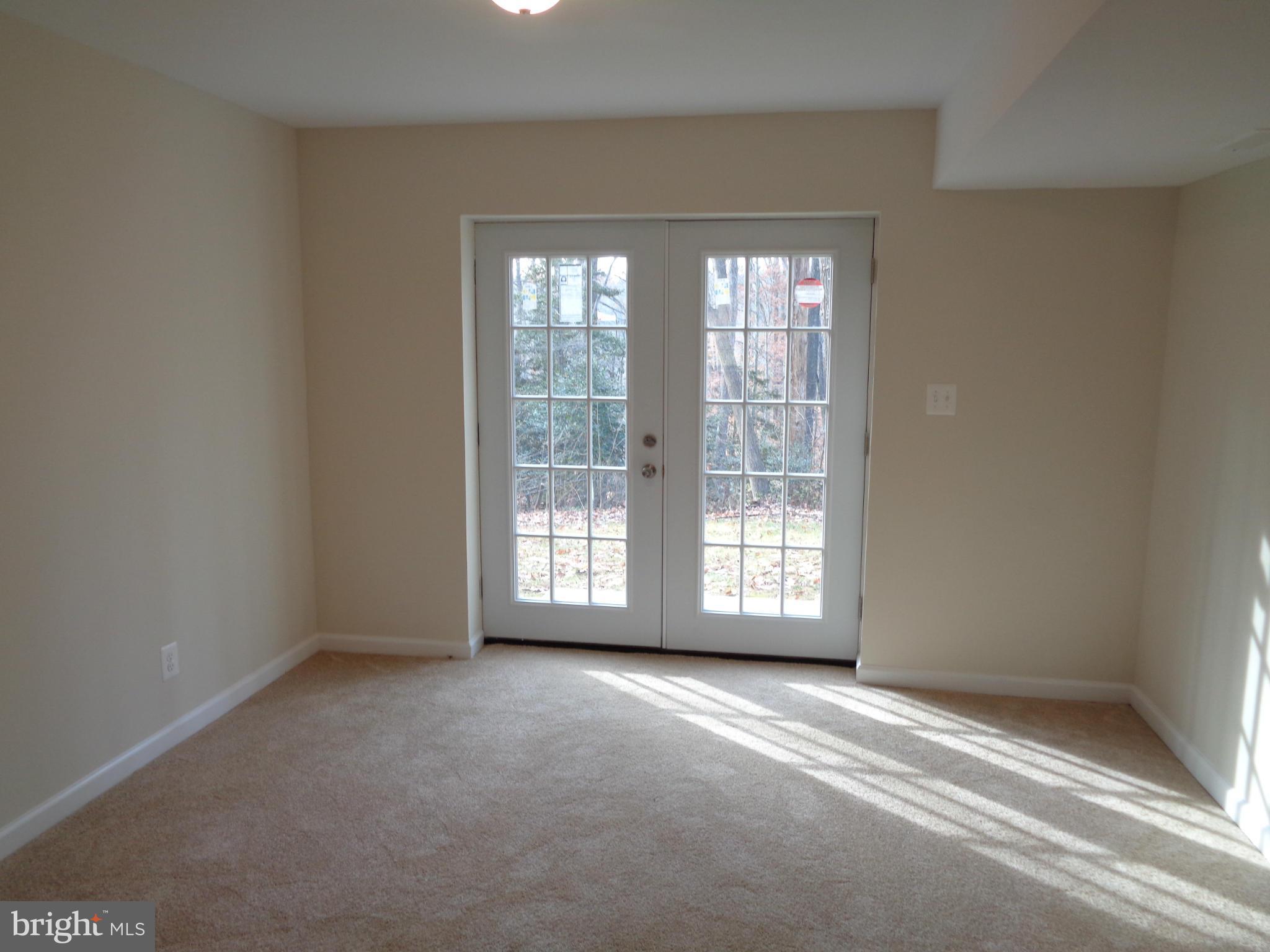 WHITE SANDS - Residential