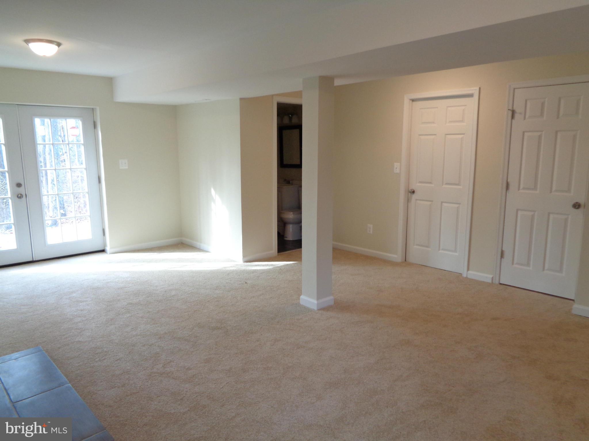 WHITE SANDS - Residential