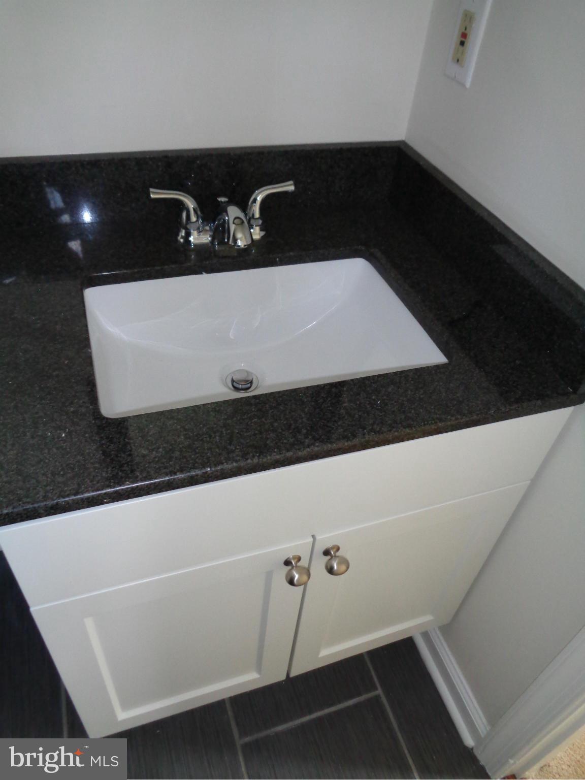 WHITE SANDS - Residential