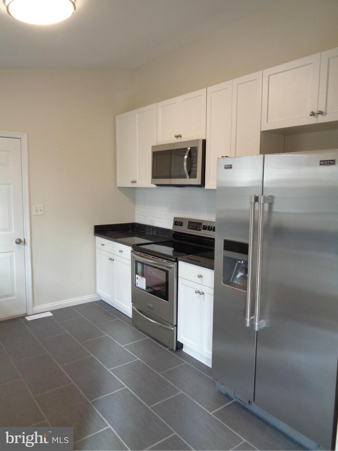 WHITE SANDS - Residential