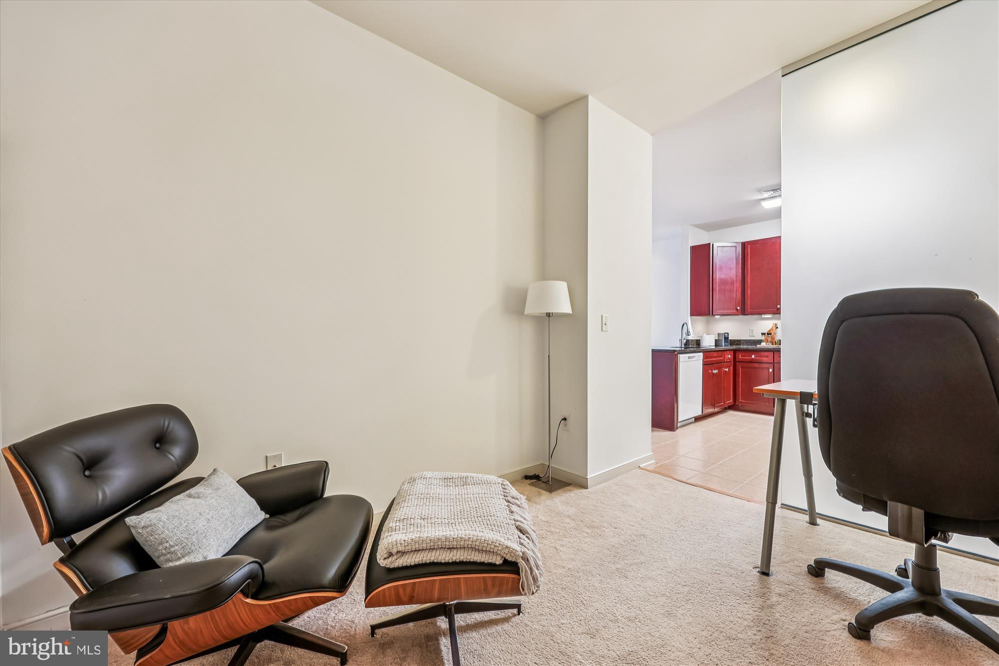 8045 AT SILVER SPRING METRO - Residential