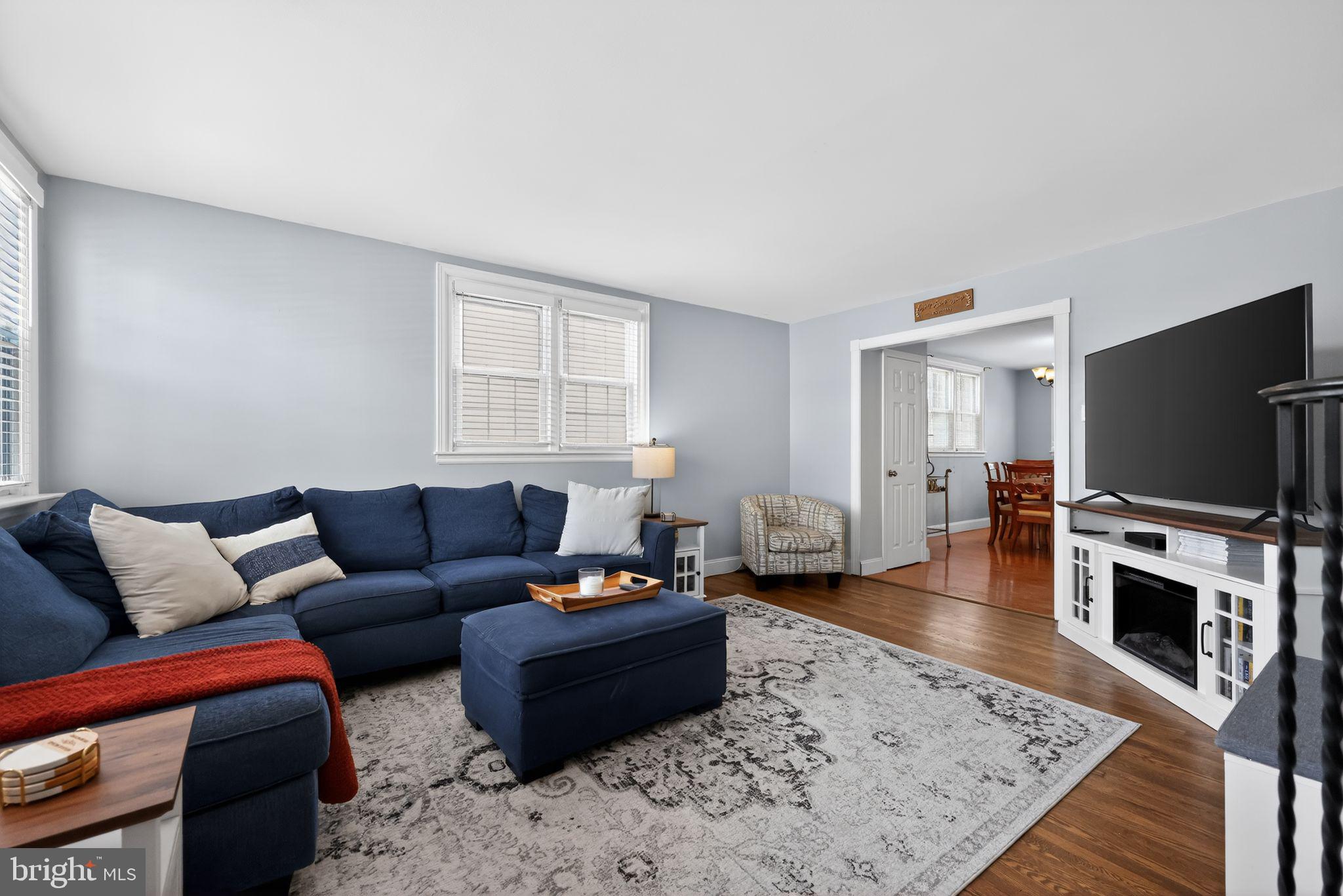 FOX CHASE - Residential