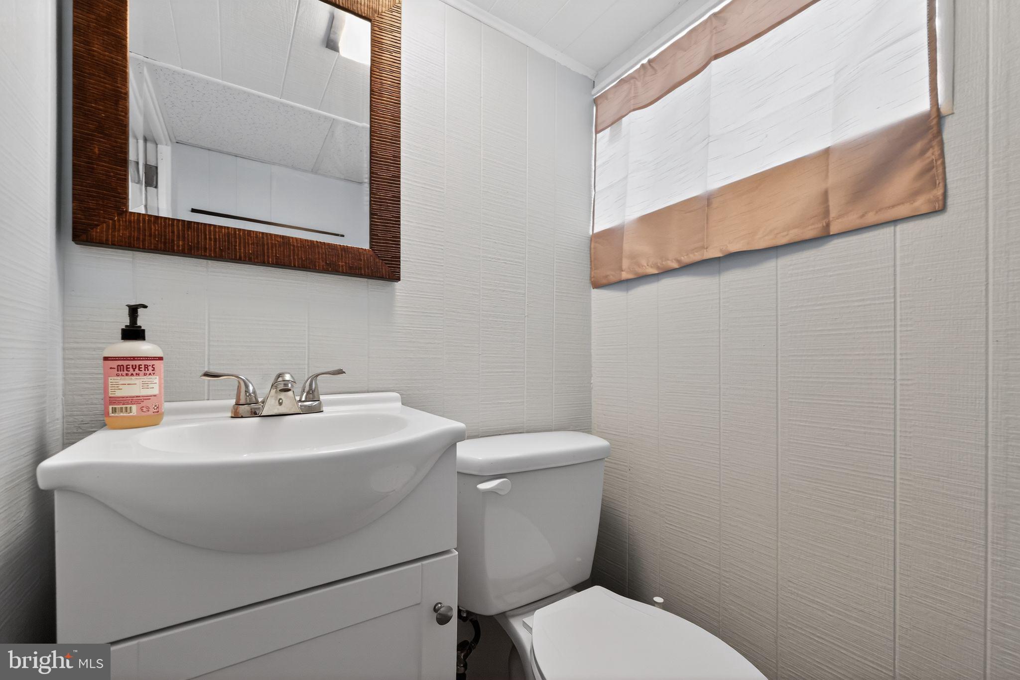 FOX CHASE - Residential