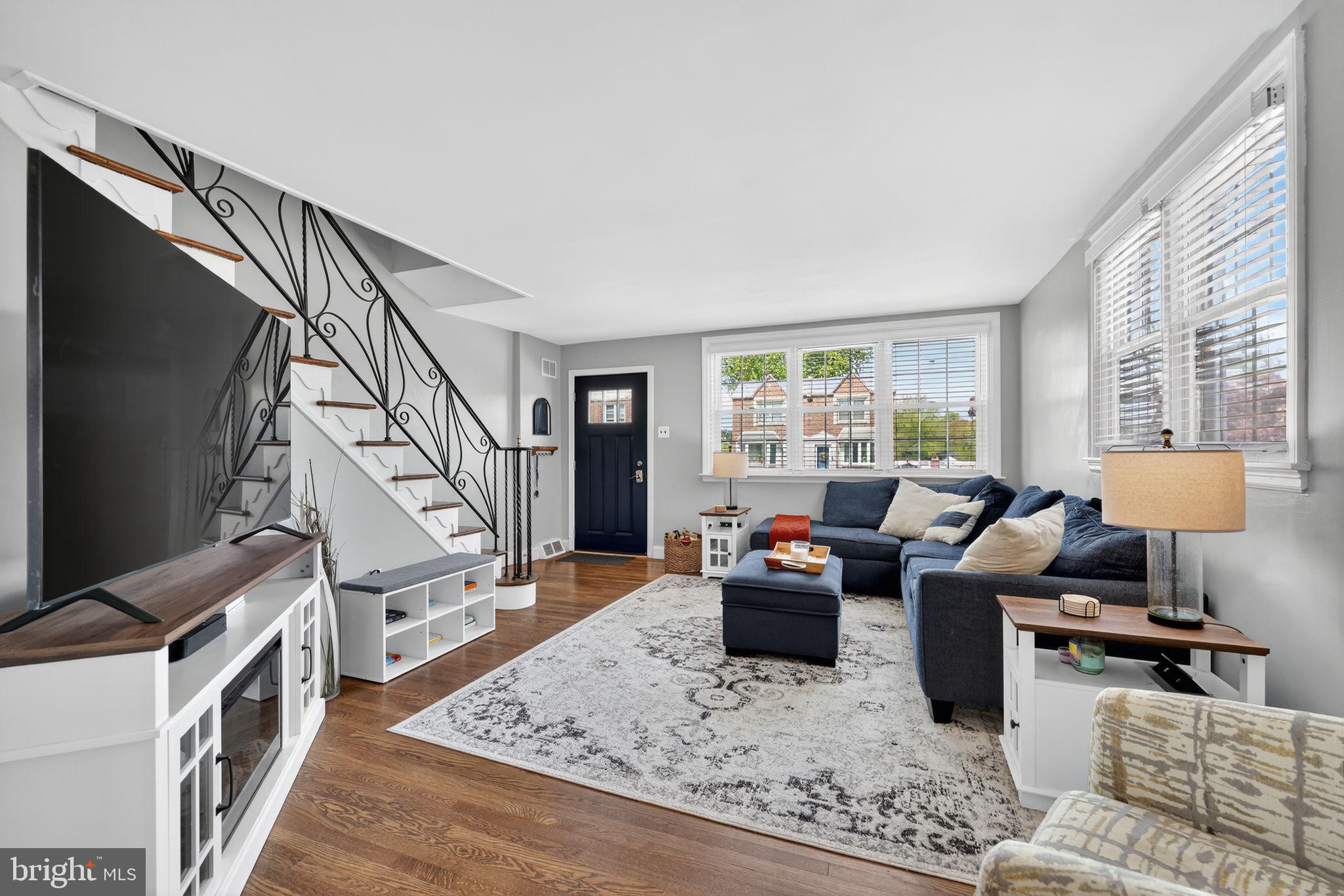 FOX CHASE - Residential