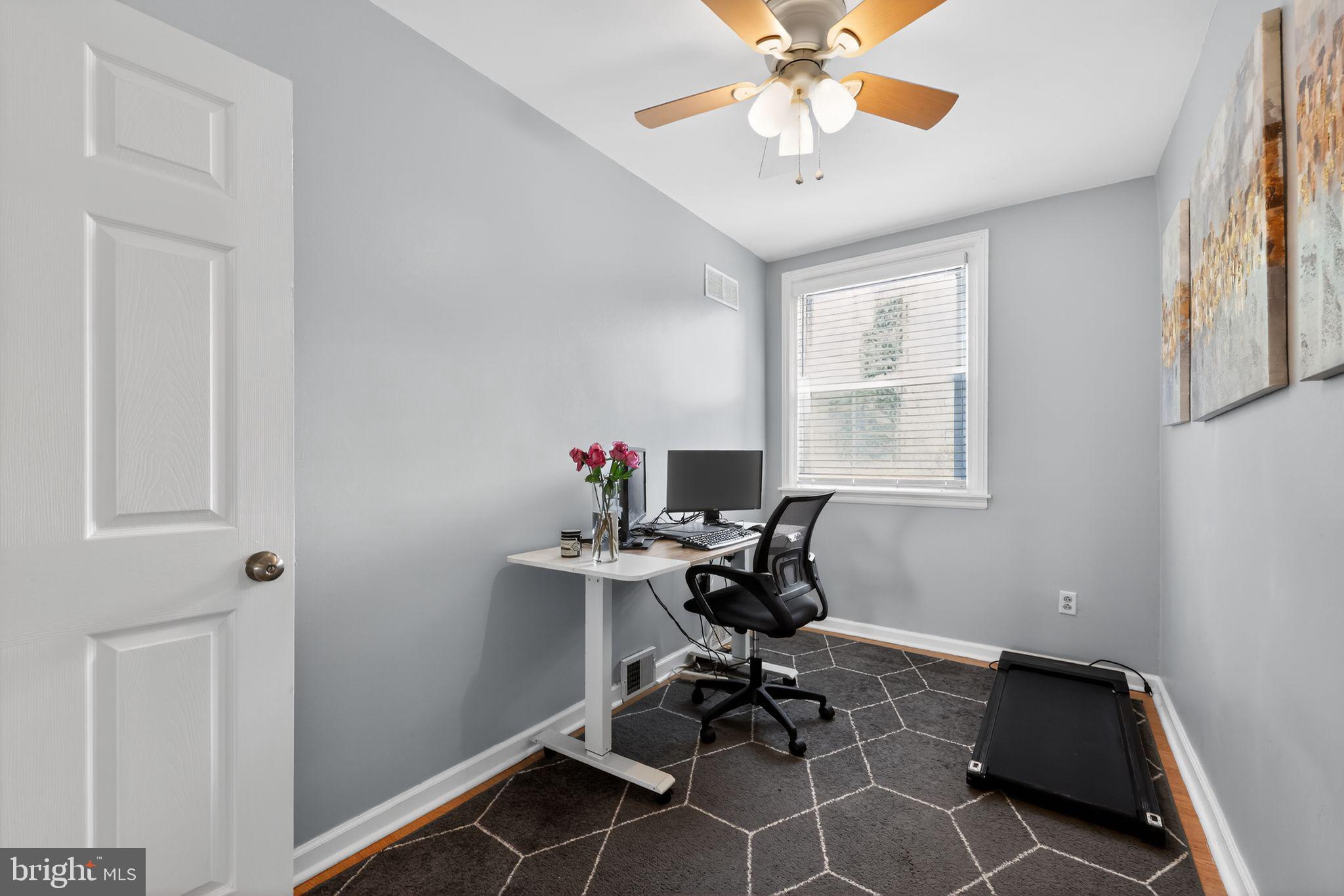 FOX CHASE - Residential