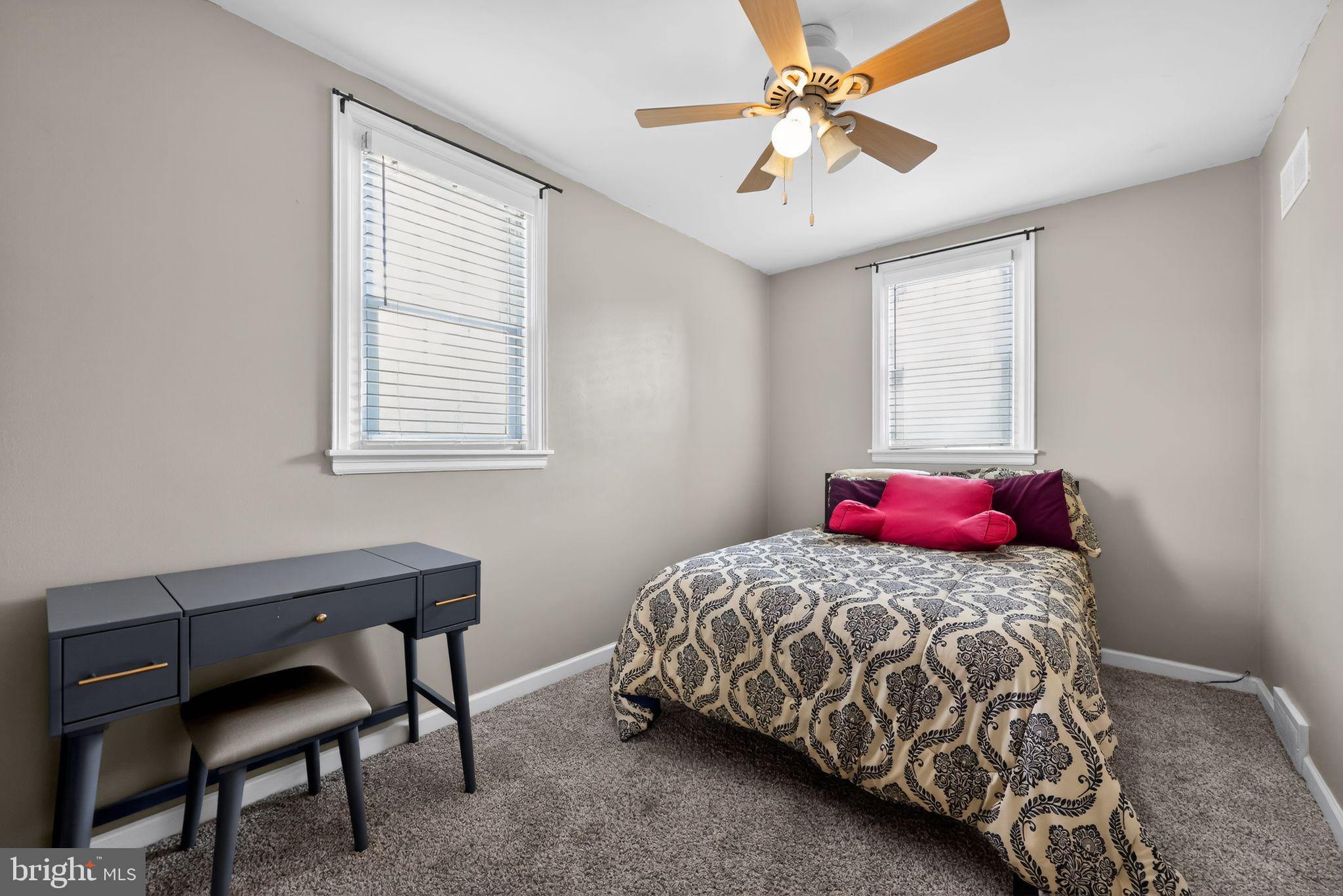 FOX CHASE - Residential