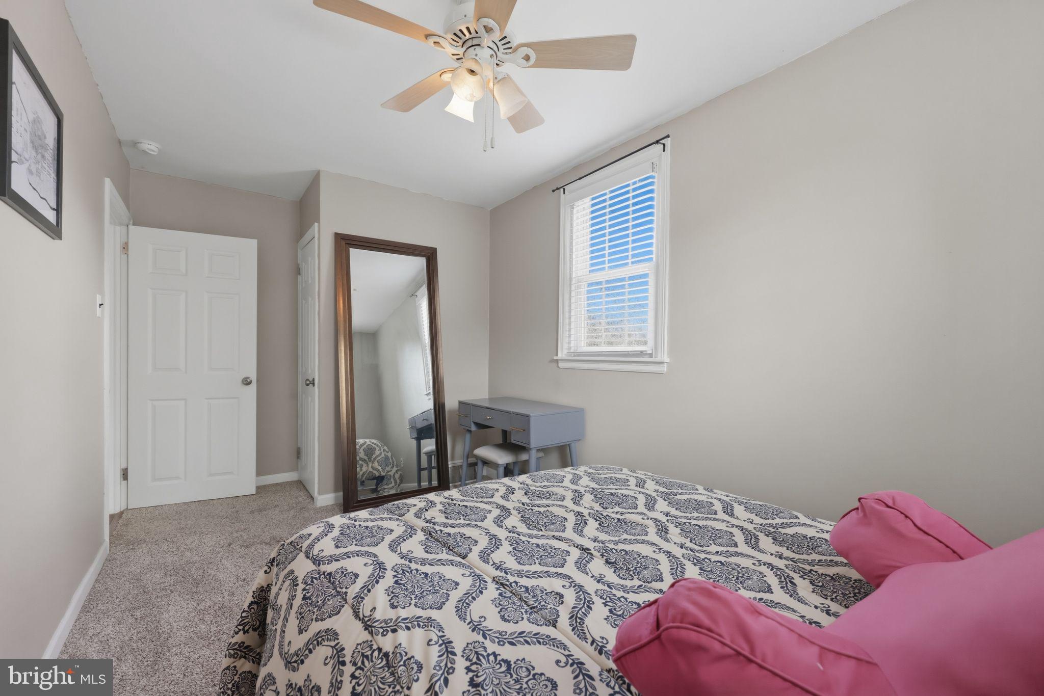 FOX CHASE - Residential