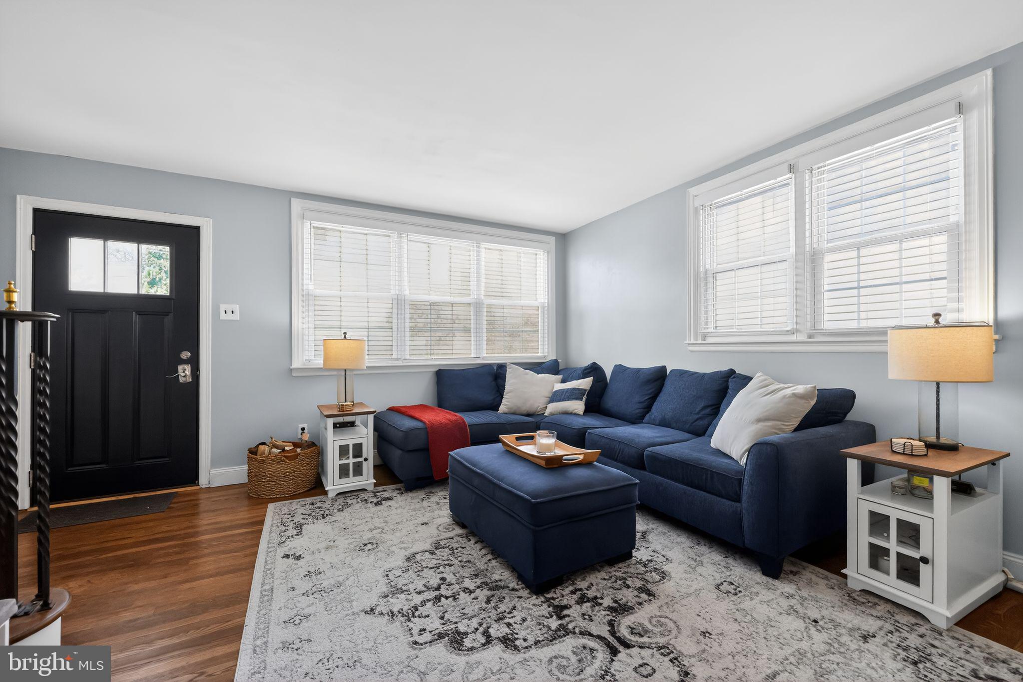 FOX CHASE - Residential