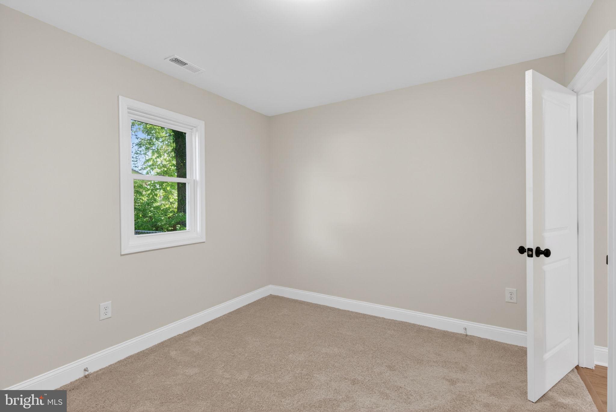 CATONSVILLE HEIGHTS - Residential