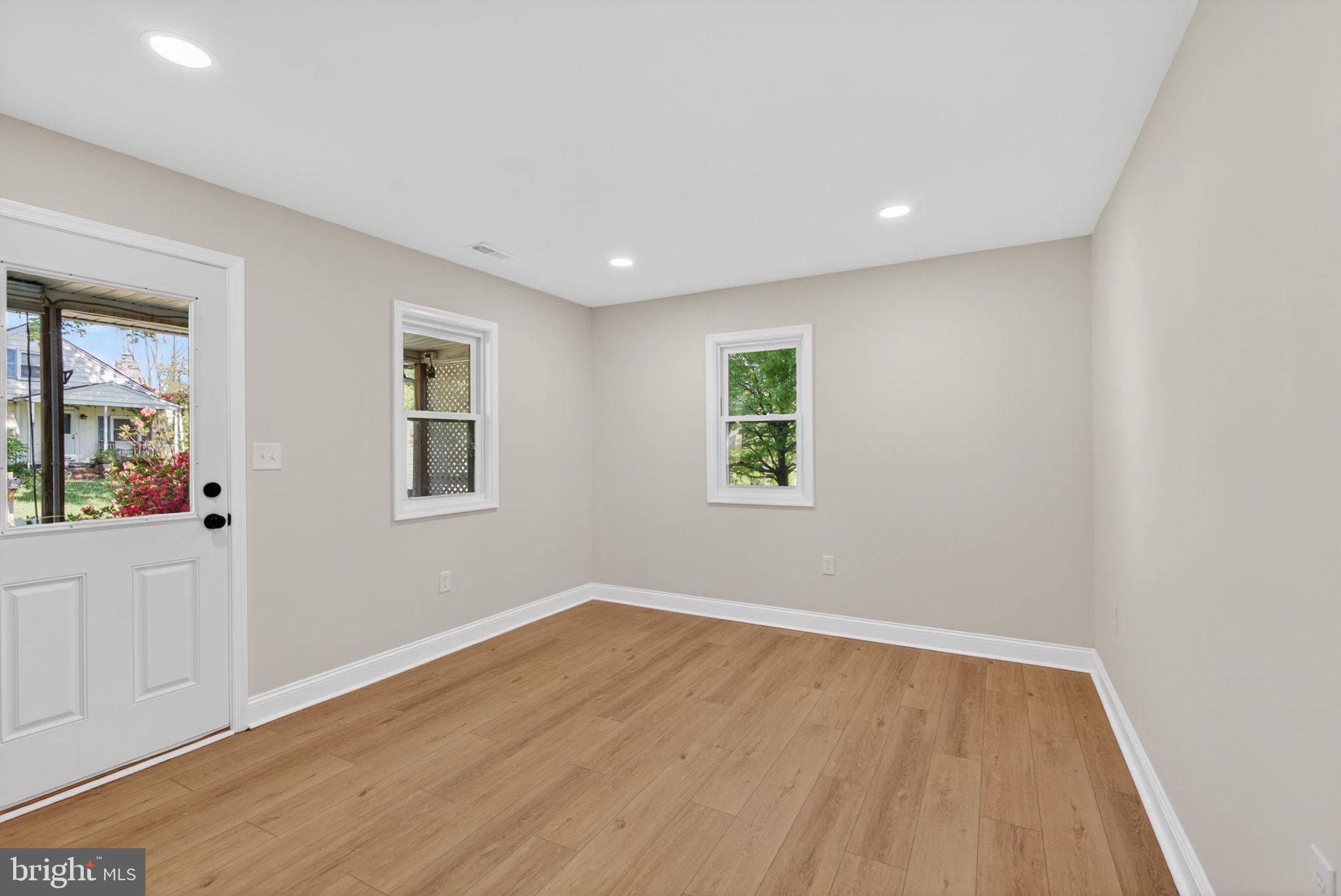 CATONSVILLE HEIGHTS - Residential