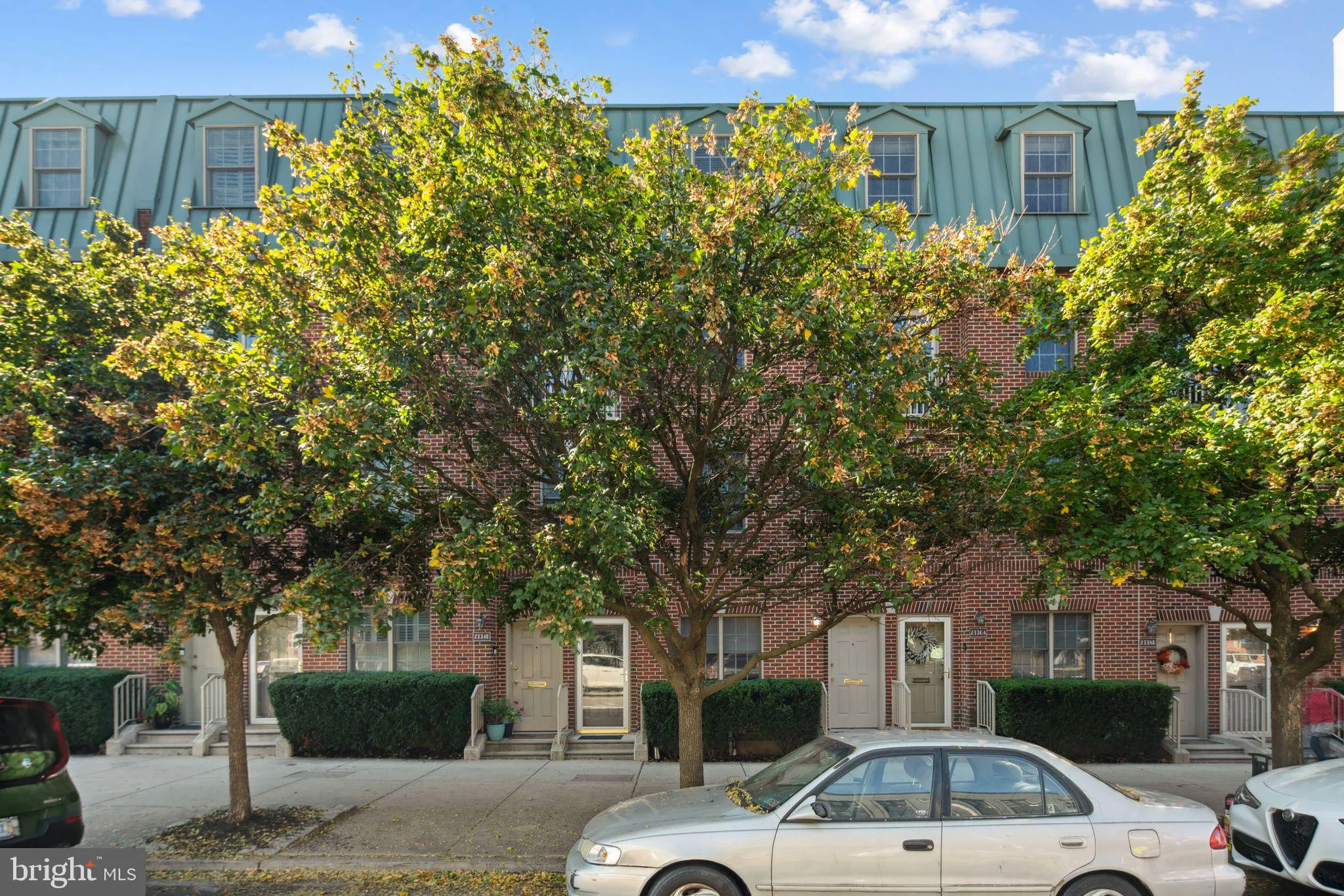 Philadelphia, Pennsylvania 19130, United States, 3 Bedrooms Bedrooms, ,3 BathroomsBathrooms,Residential,Active,42197