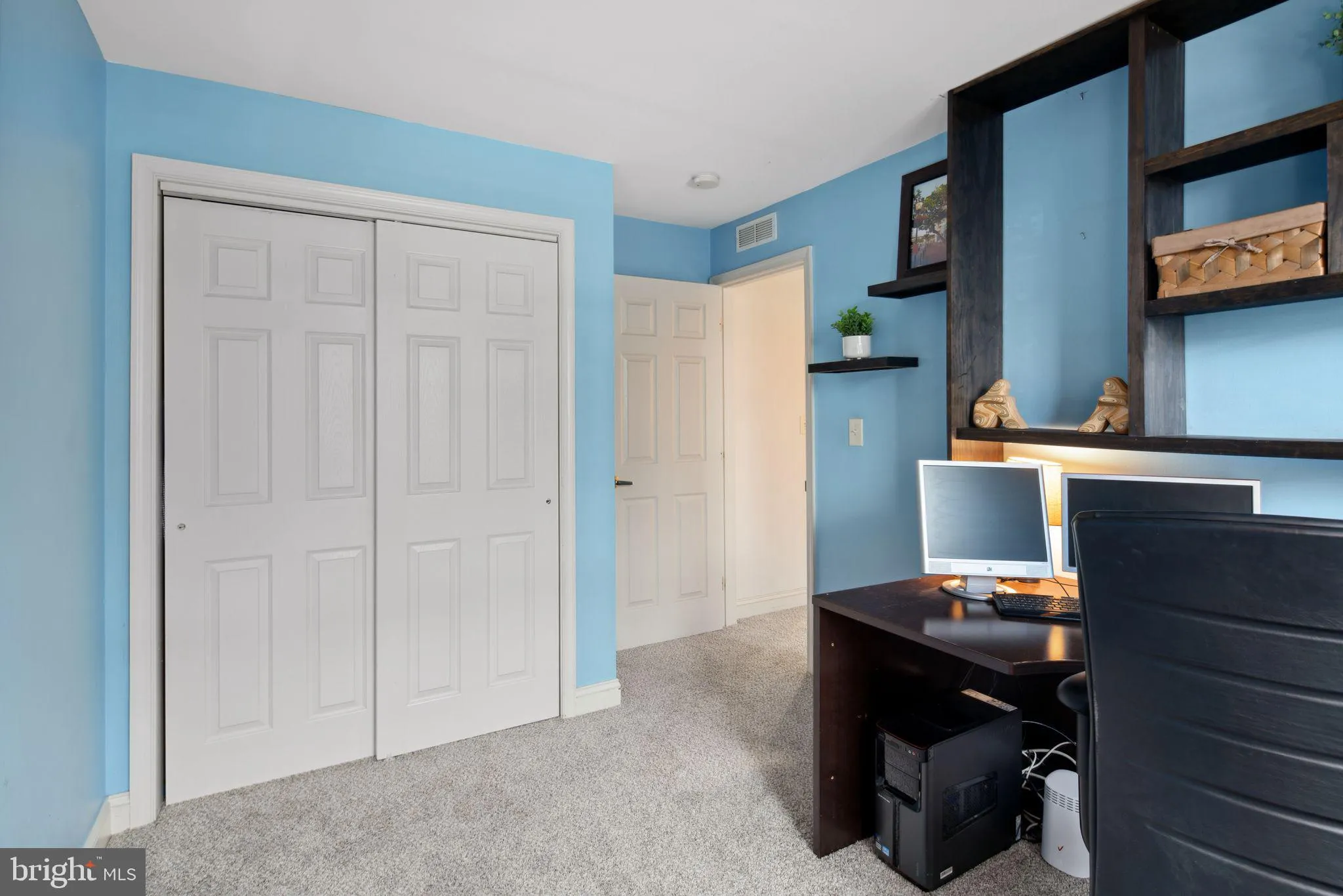 Philadelphia, Pennsylvania 19130, United States, 3 Bedrooms Bedrooms, ,3 BathroomsBathrooms,Residential,Active,42197