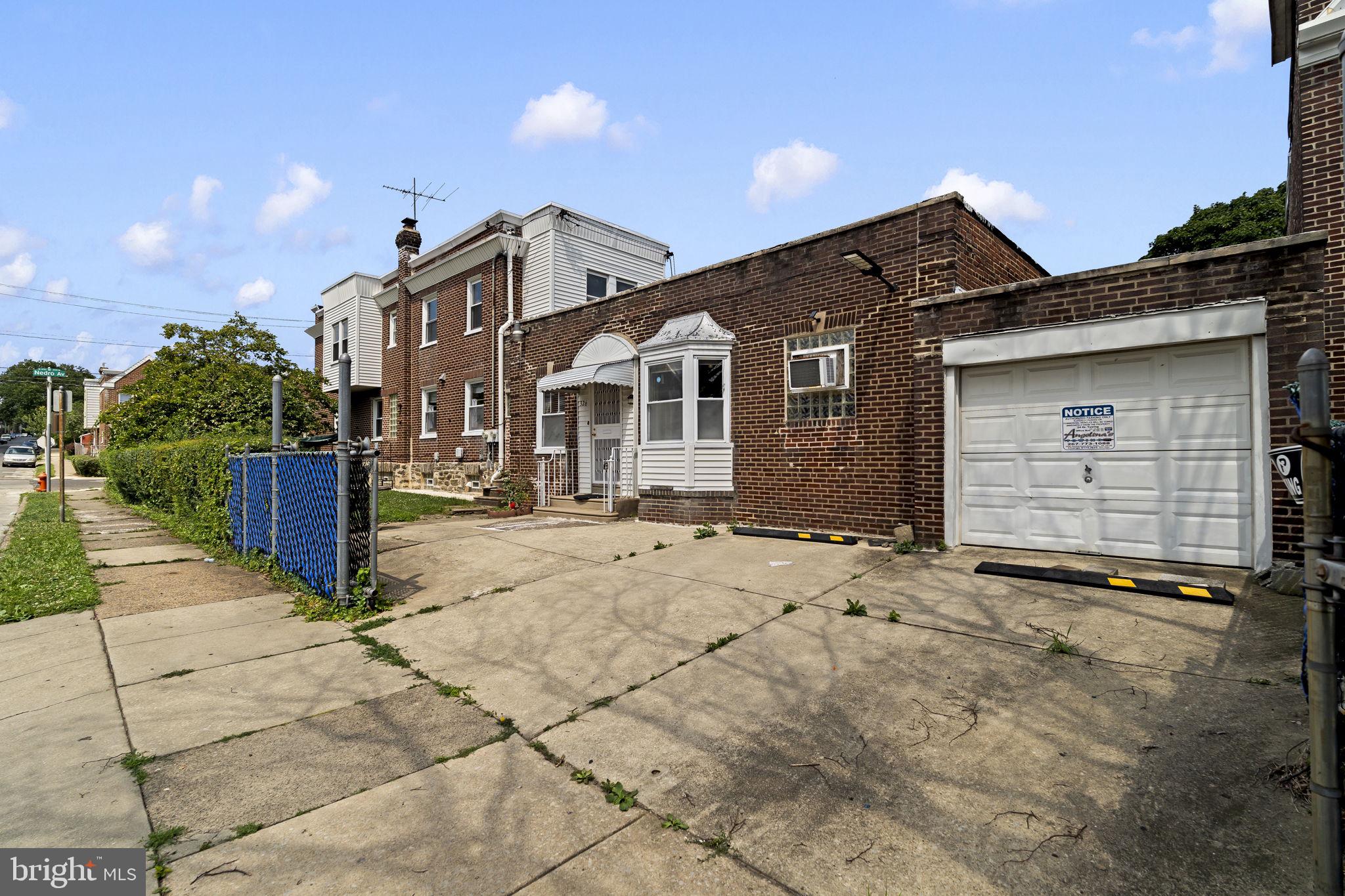 326 W NEDRO AVENUE