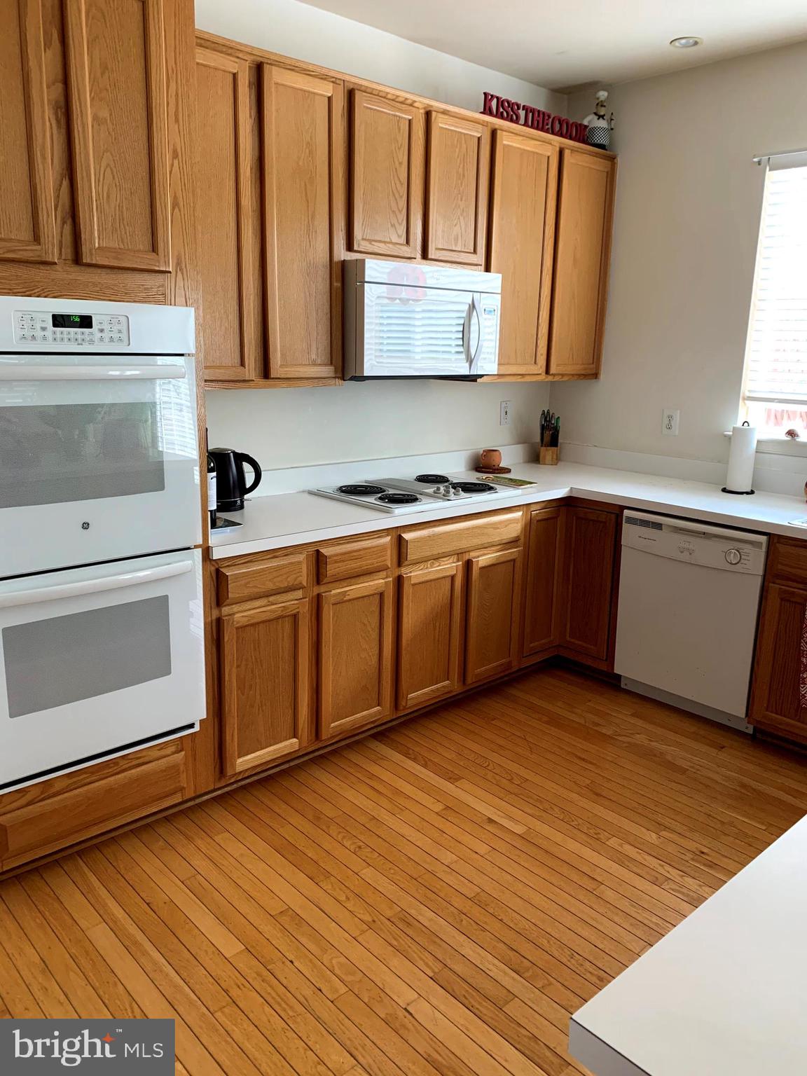 SUMMERS RUN - Residential Lease