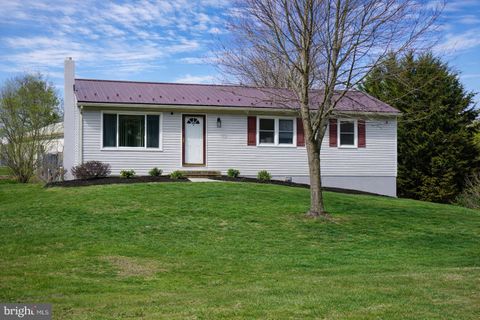 Photo of 1089 Anthony Hwy, CHAMBERSBURG, PA 17202 (MLS # PAFL2033634)