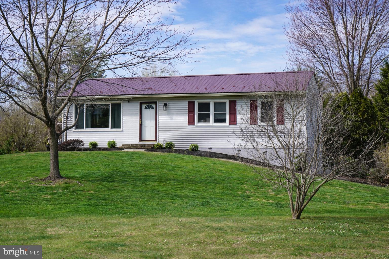 1089 ANTHONY HIGHWAY