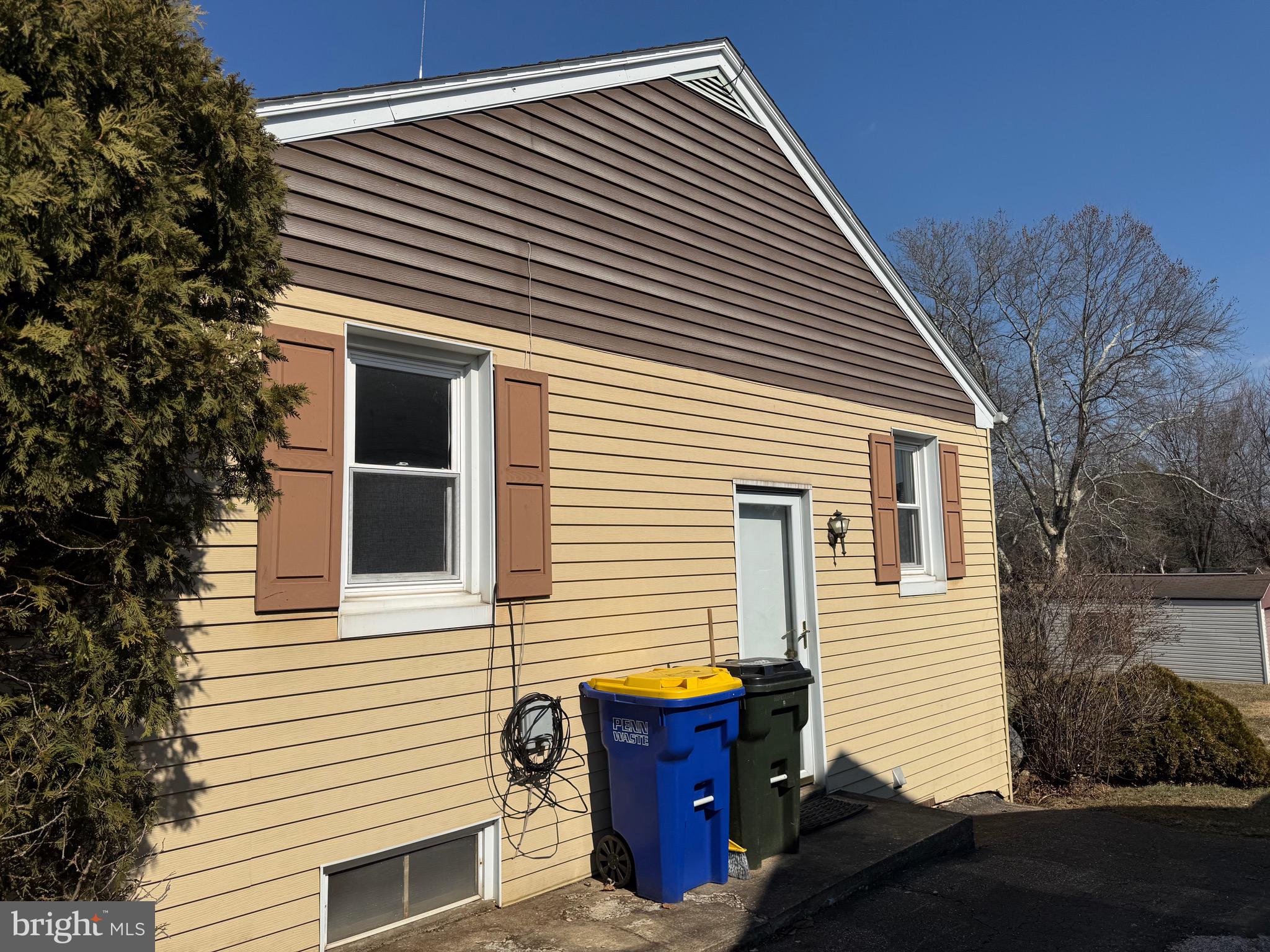 855 OLD TAXVILLE ROAD