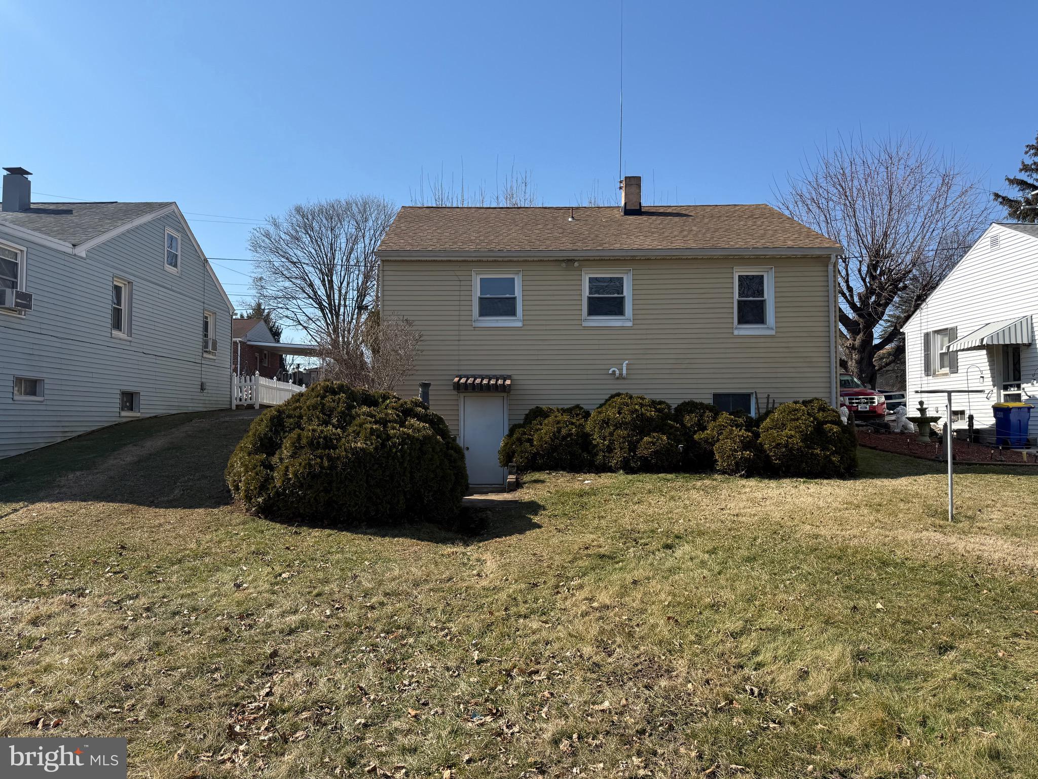 855 OLD TAXVILLE ROAD