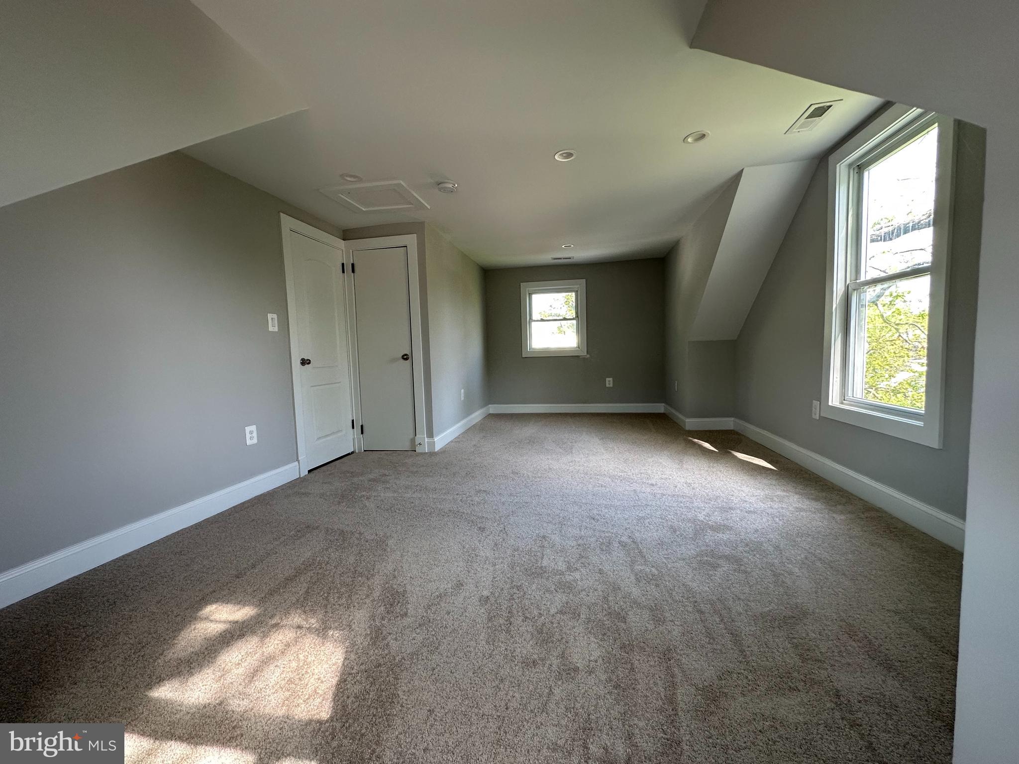 BOULEVARD HEIGHTS - Residential