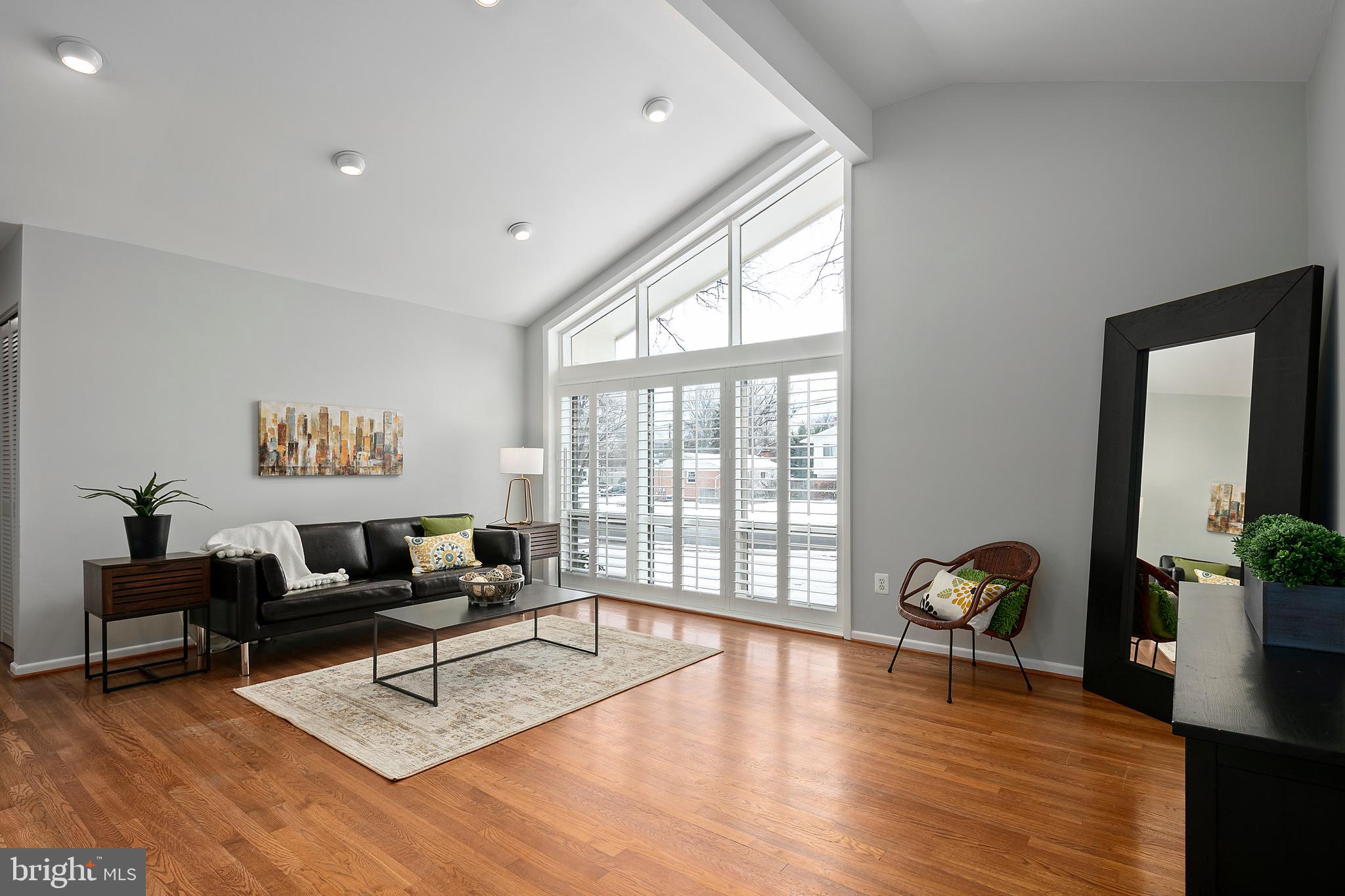 DUNN LORING WOODS - Residential