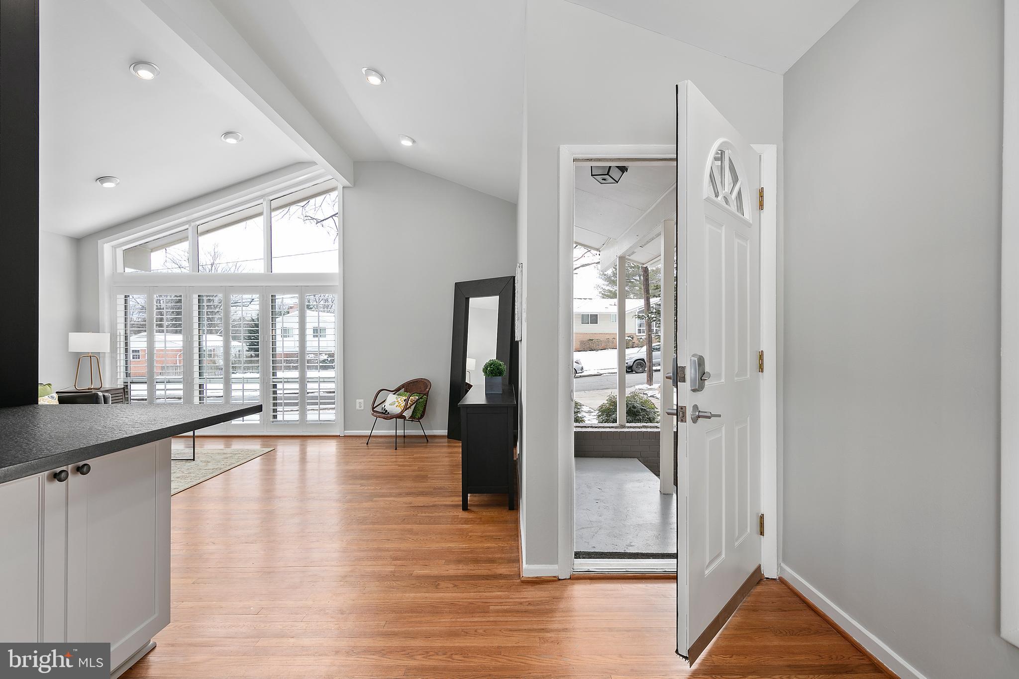 DUNN LORING WOODS - Residential