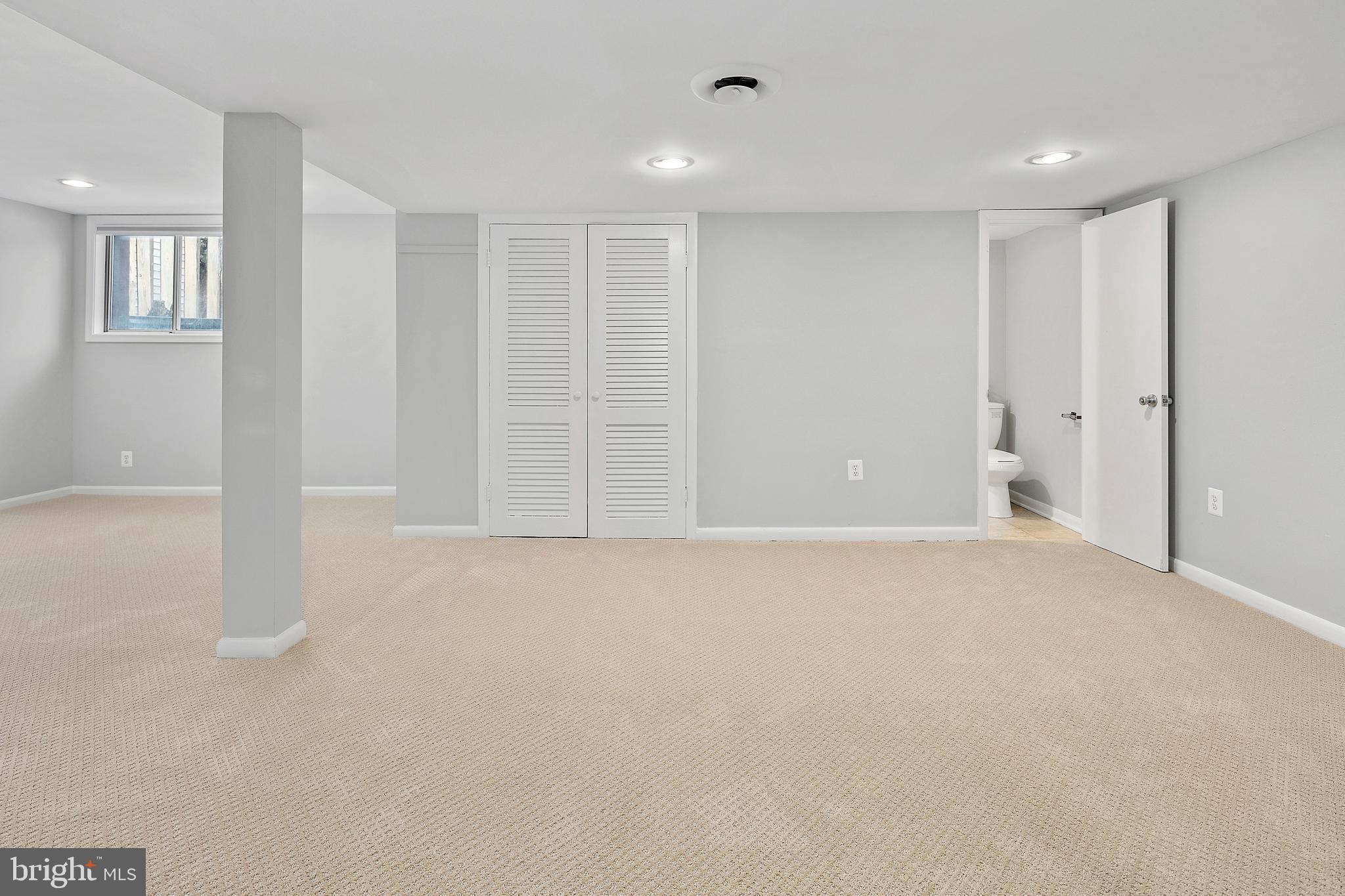 DUNN LORING WOODS - Residential