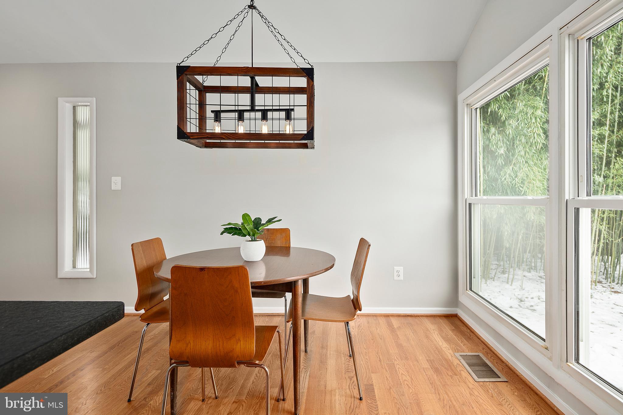 DUNN LORING WOODS - Residential