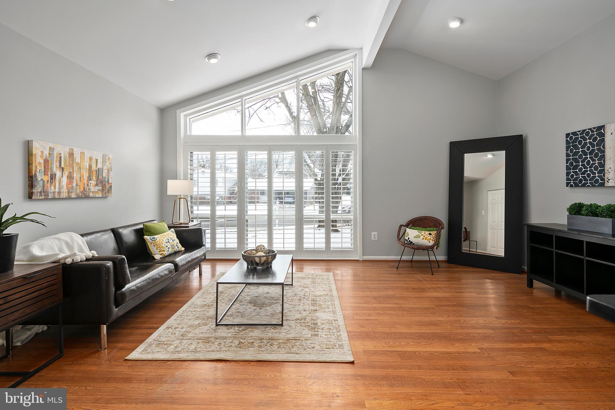 DUNN LORING WOODS - Residential