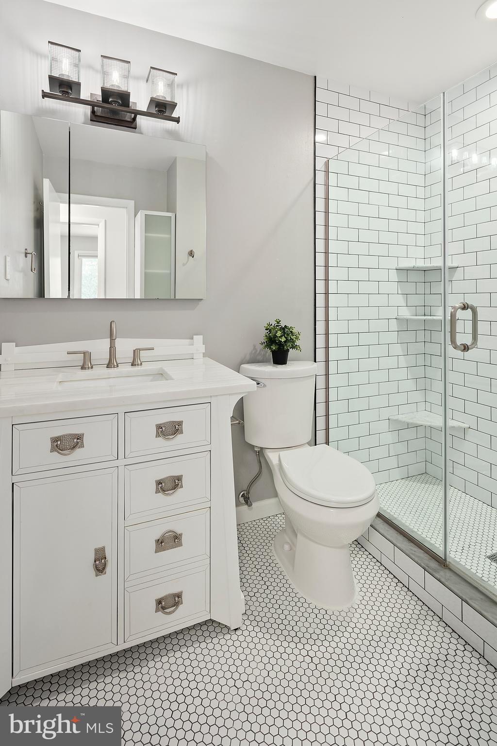 DUNN LORING WOODS - Residential