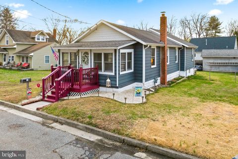 Homes For Sale - 11 Amherst Drive<br/> PENNSVILLE, NJ 08070