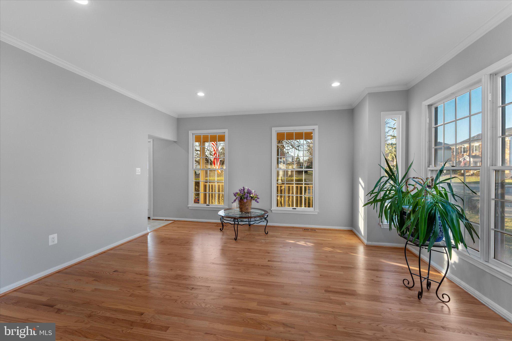 POTOMAC CROSSING - Residential