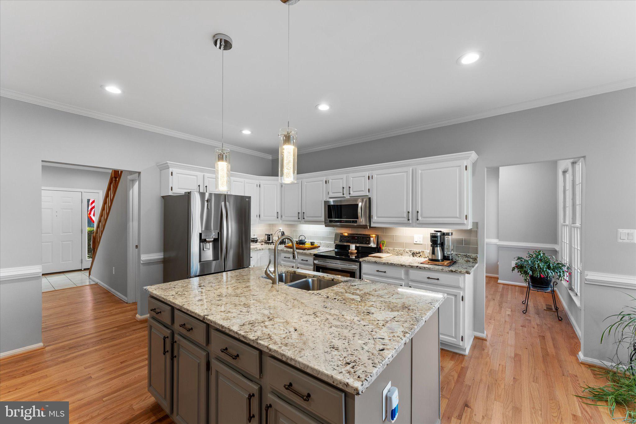 POTOMAC CROSSING - Residential